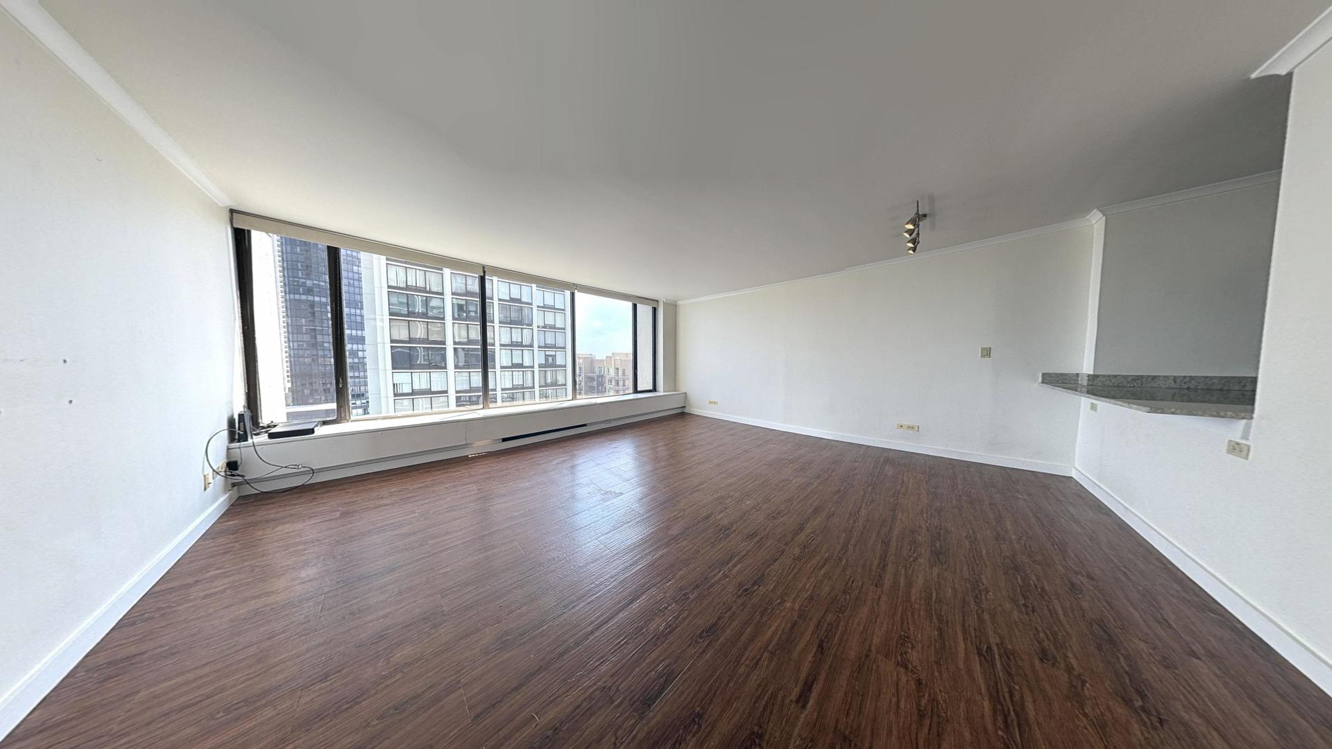 5455 N Sheridan Road Unit: 1008