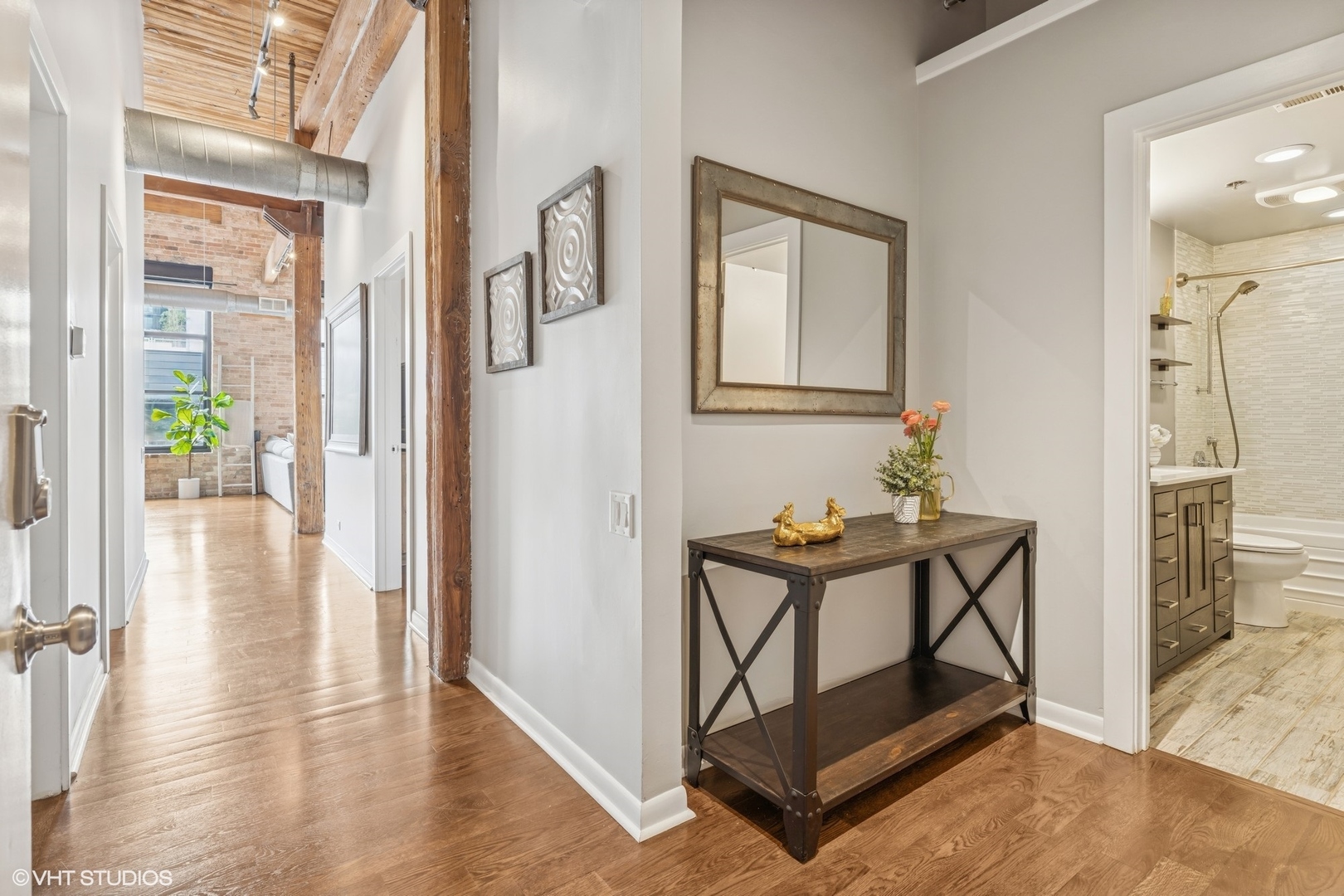 1017 W WASHINGTON Boulevard Unit: 6E