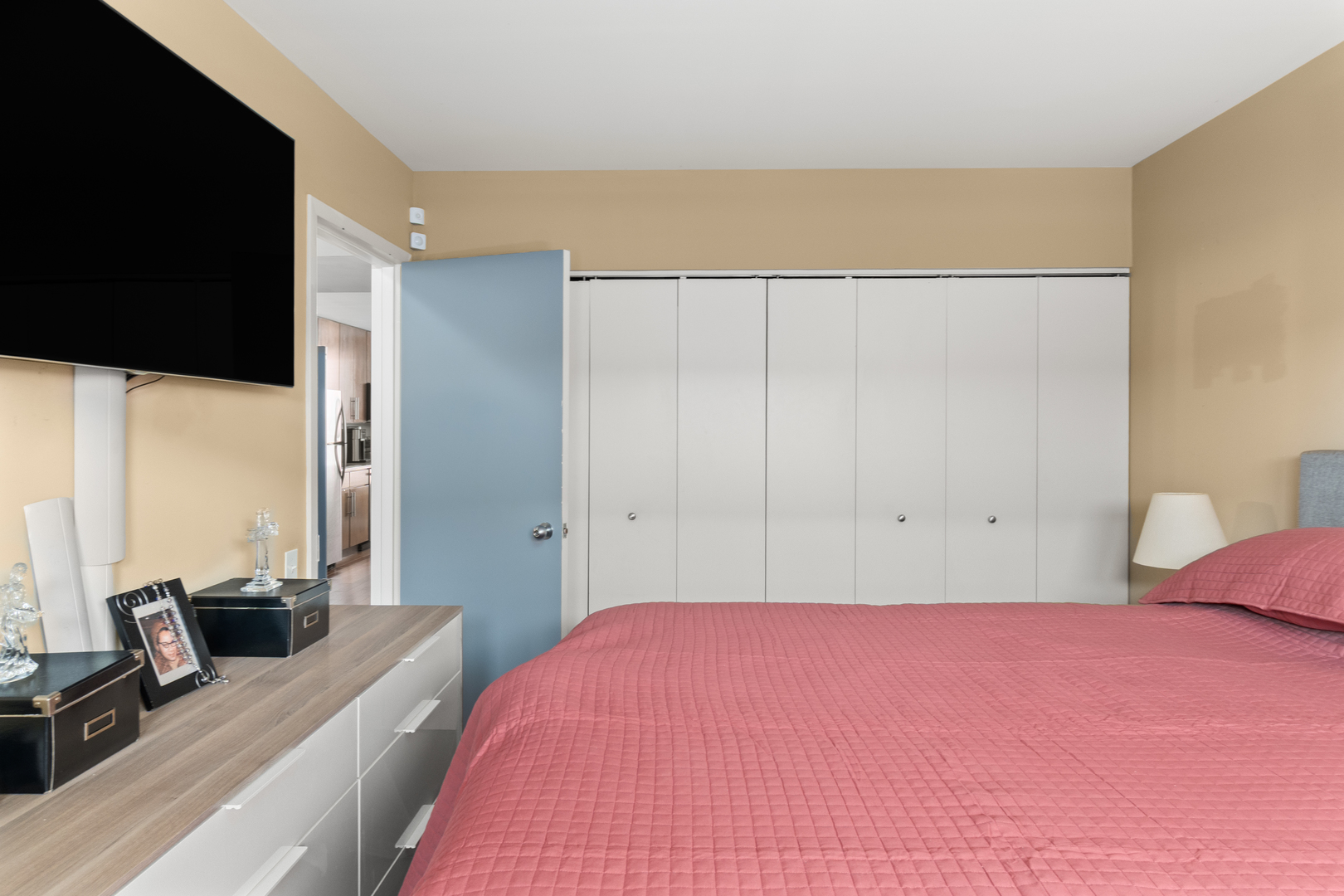 1600 N HALSTED Street Unit: 3C