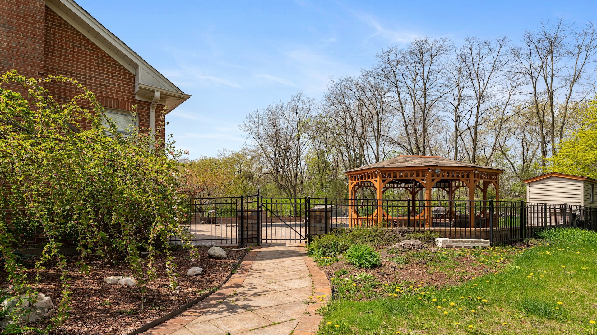 25909 N Arrowhead Drive
