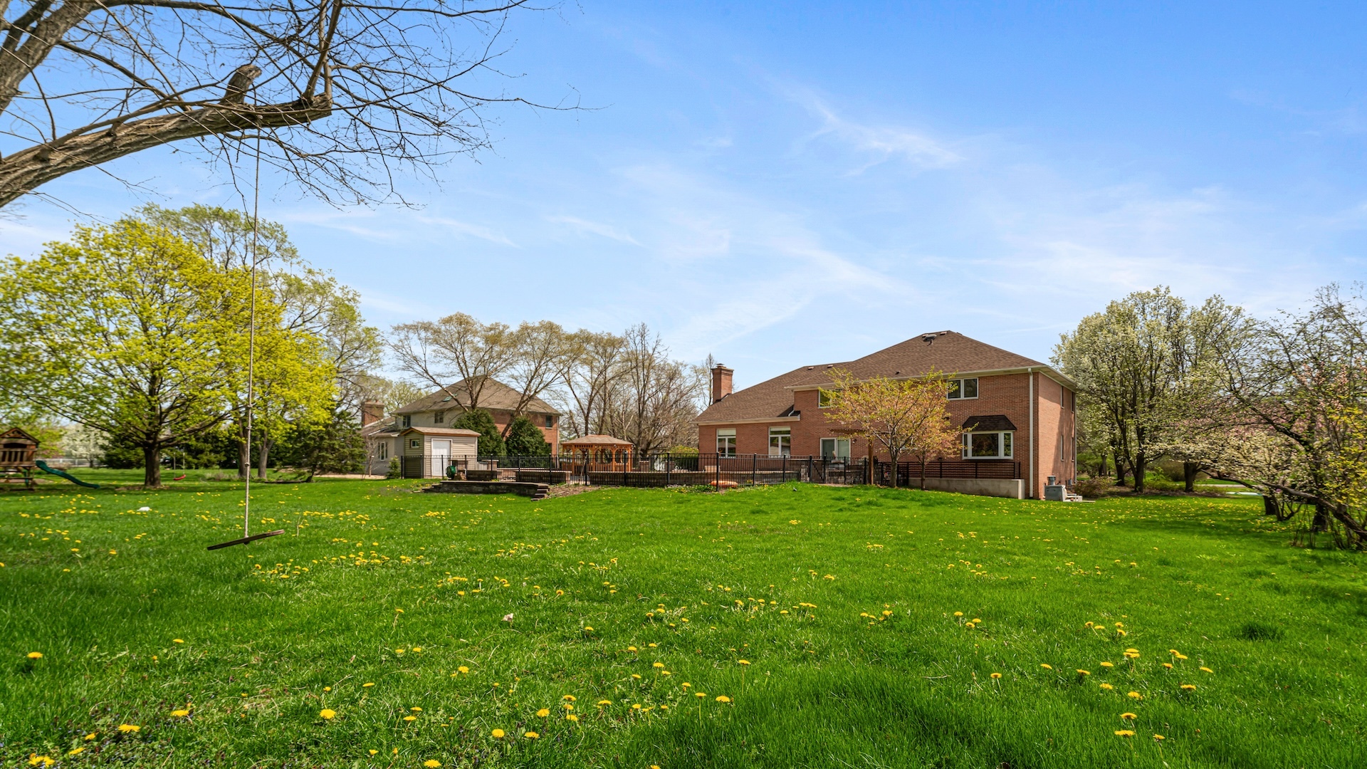 25909 N Arrowhead Drive