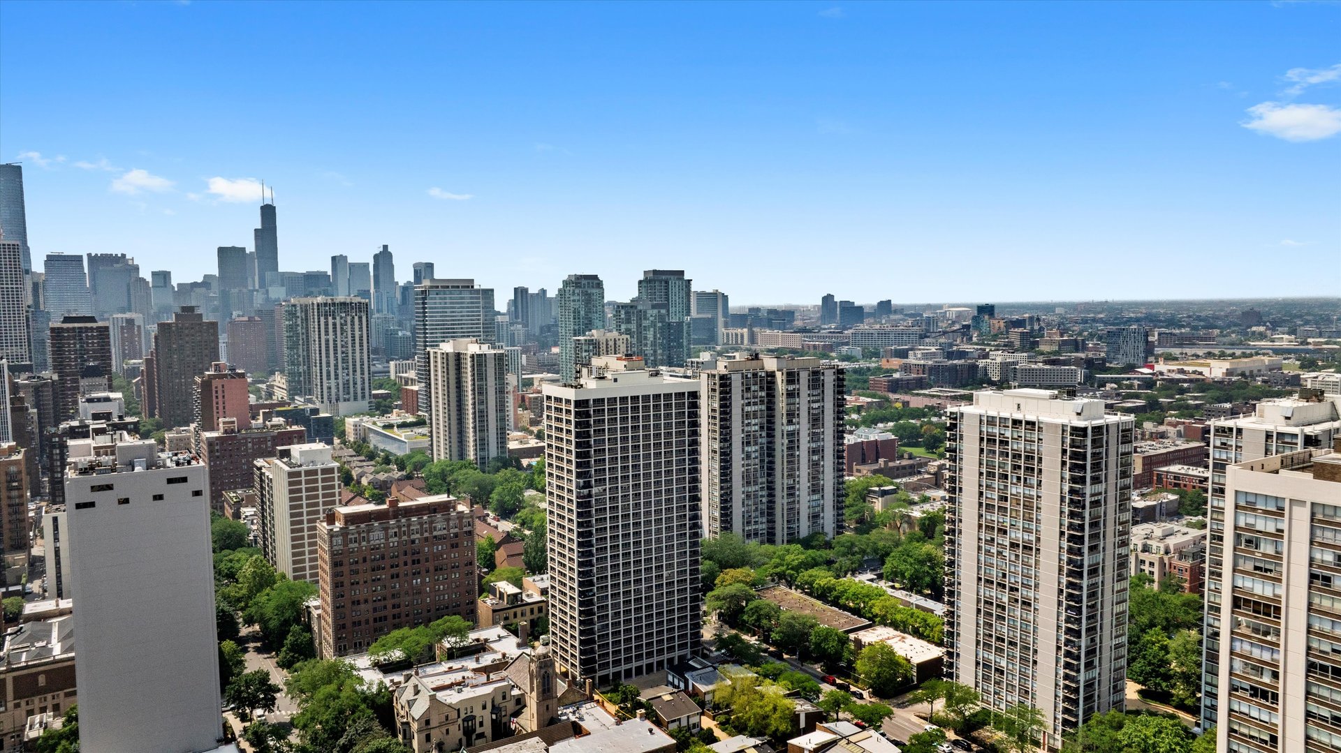 88 W Schiller Street Unit: 1405