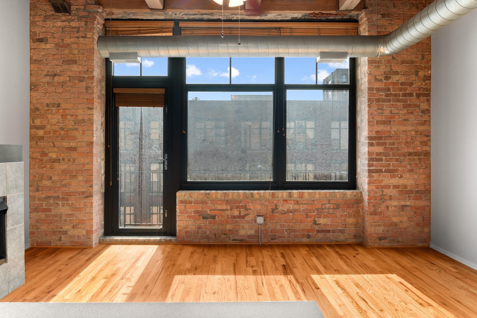 625 W Jackson Boulevard Unit: 602