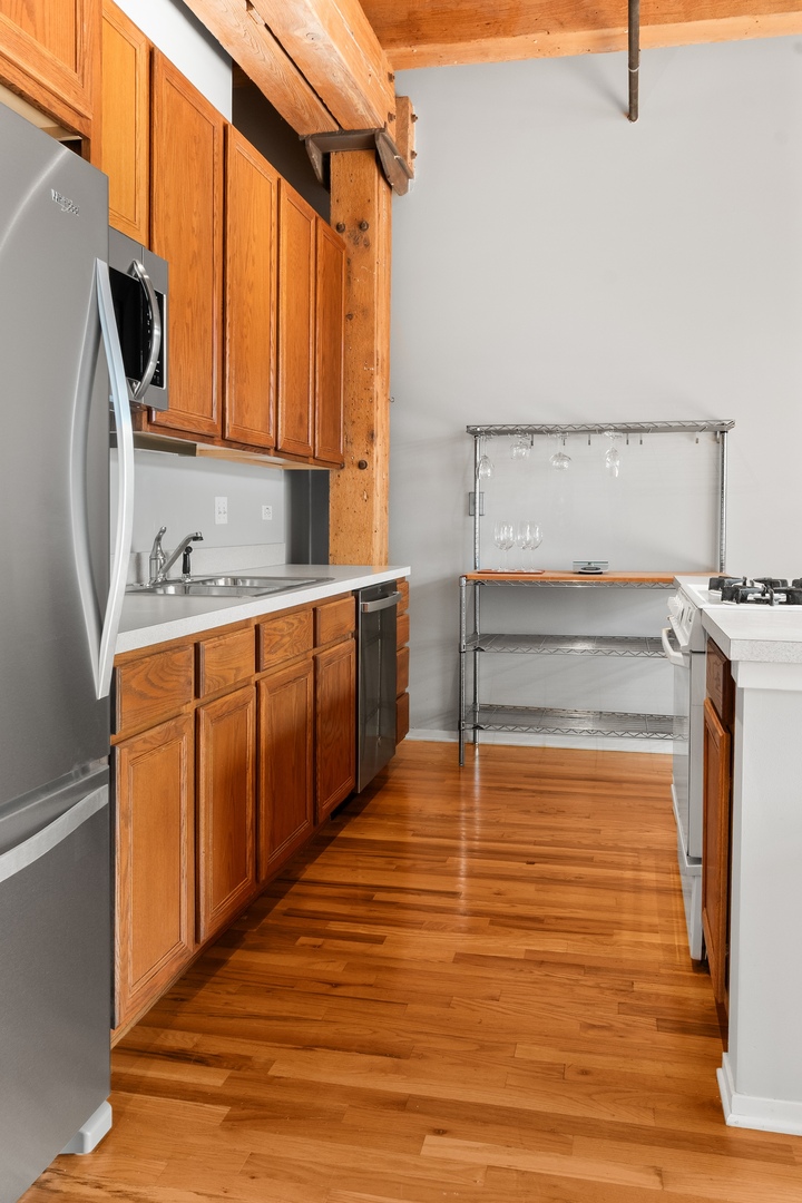 625 W Jackson Boulevard Unit: 602
