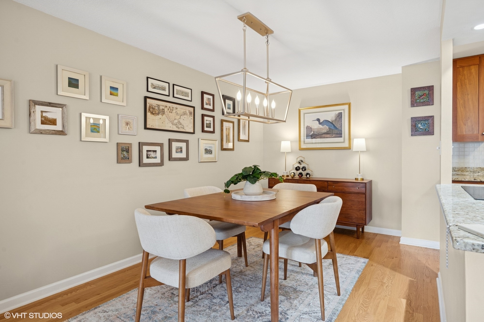 1415 N Dearborn Street Unit: 11B