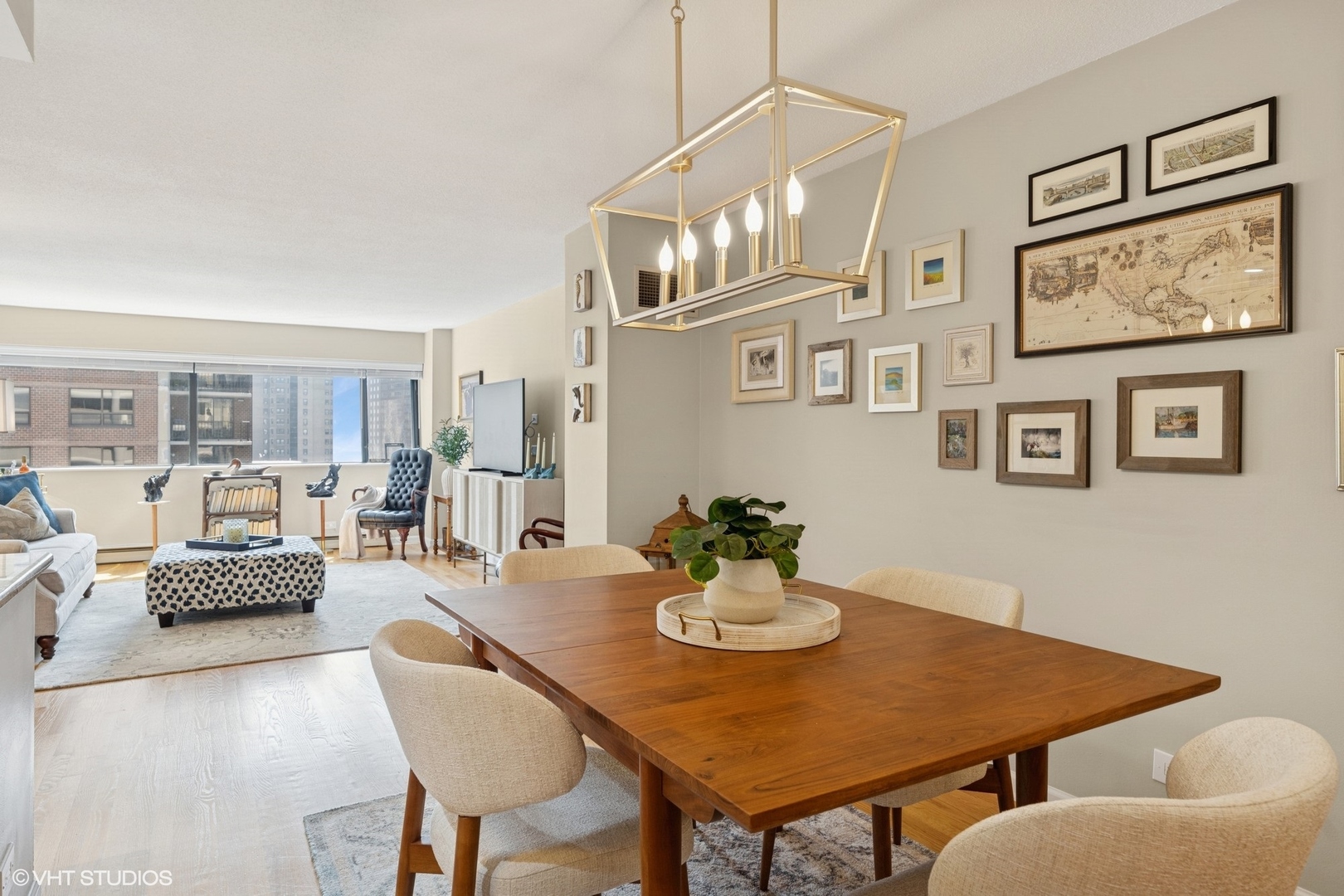 1415 N Dearborn Street Unit: 11B