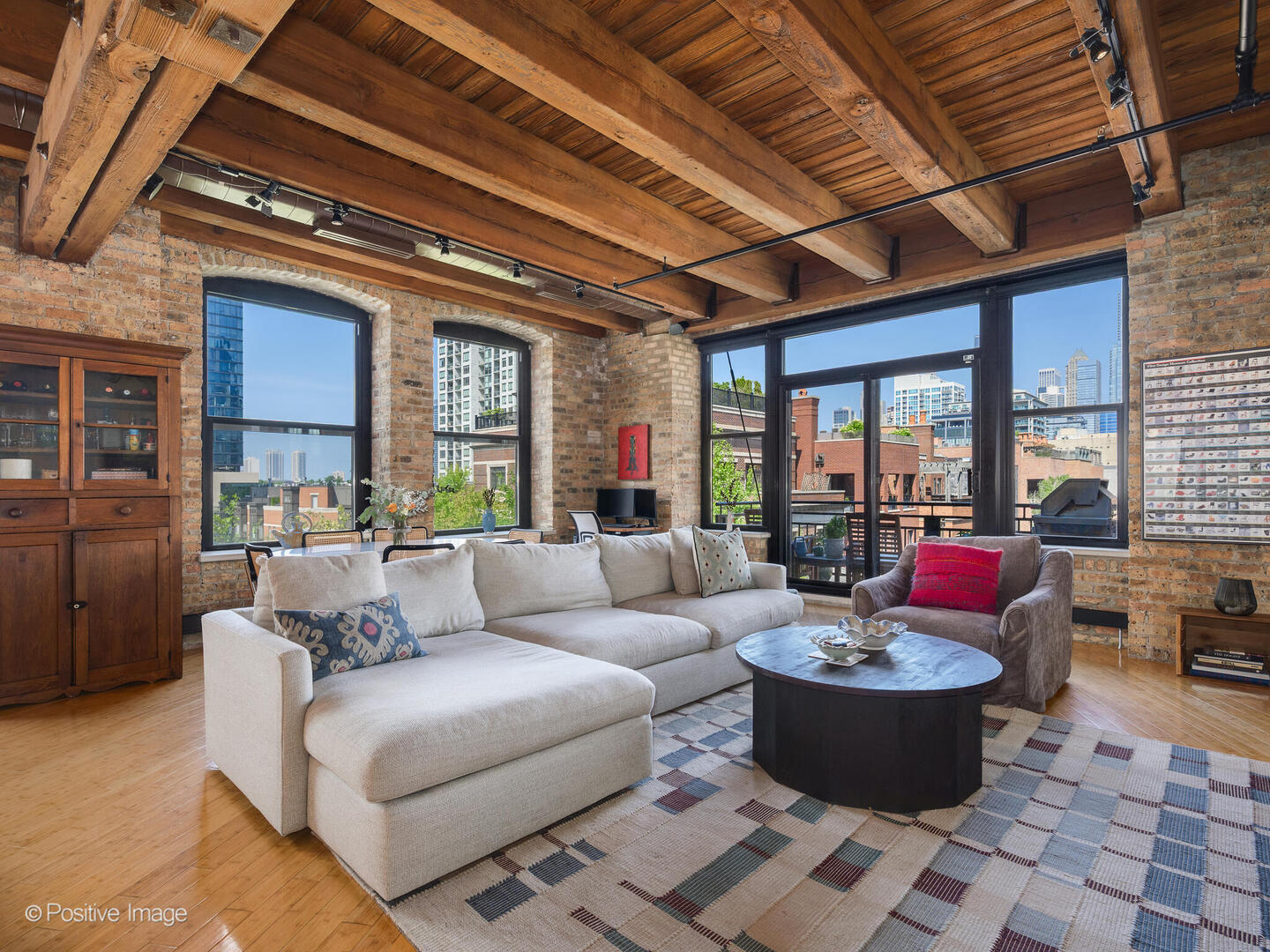 520 W Huron Street Unit: 410