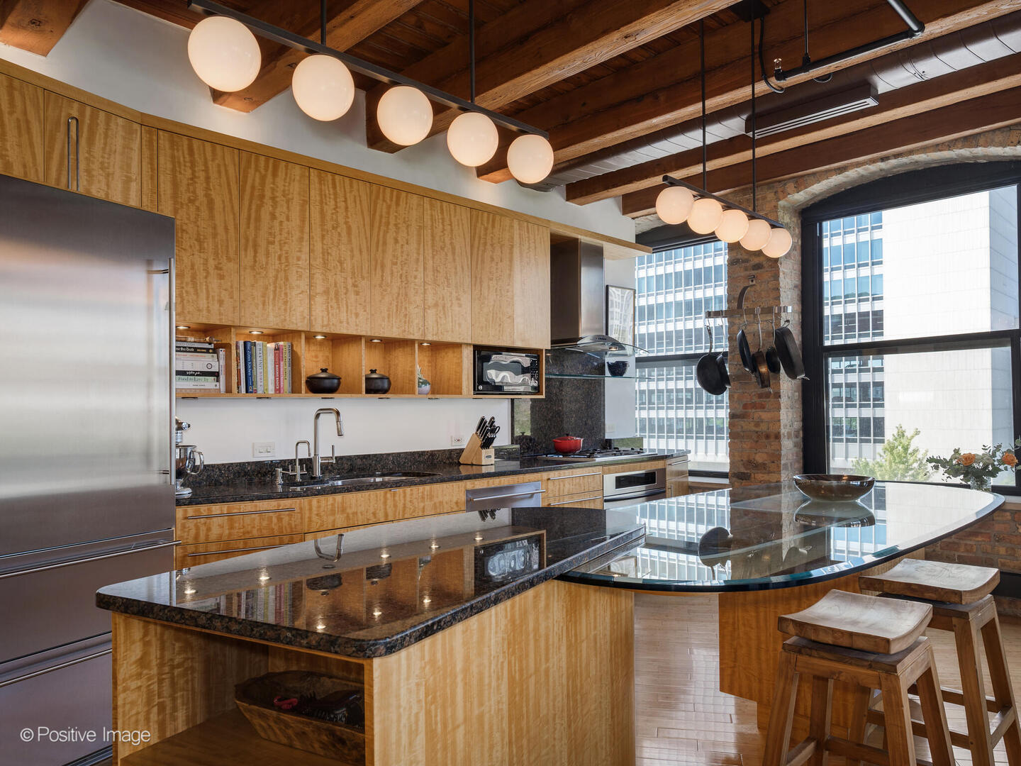 520 W Huron Street Unit: 410