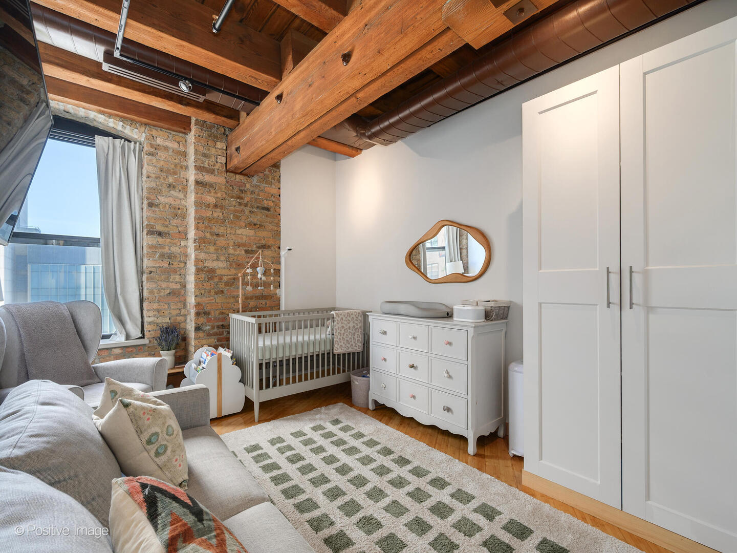 520 W Huron Street Unit: 410