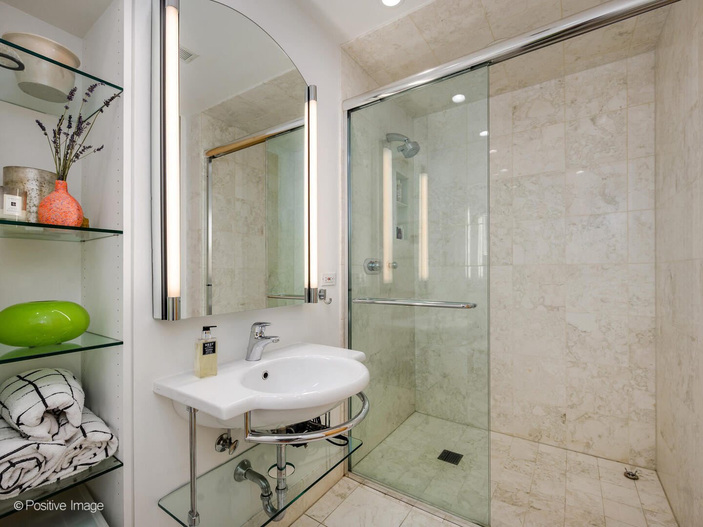 520 W Huron Street Unit: 410