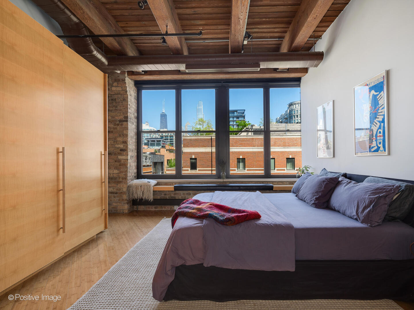 520 W Huron Street Unit: 410