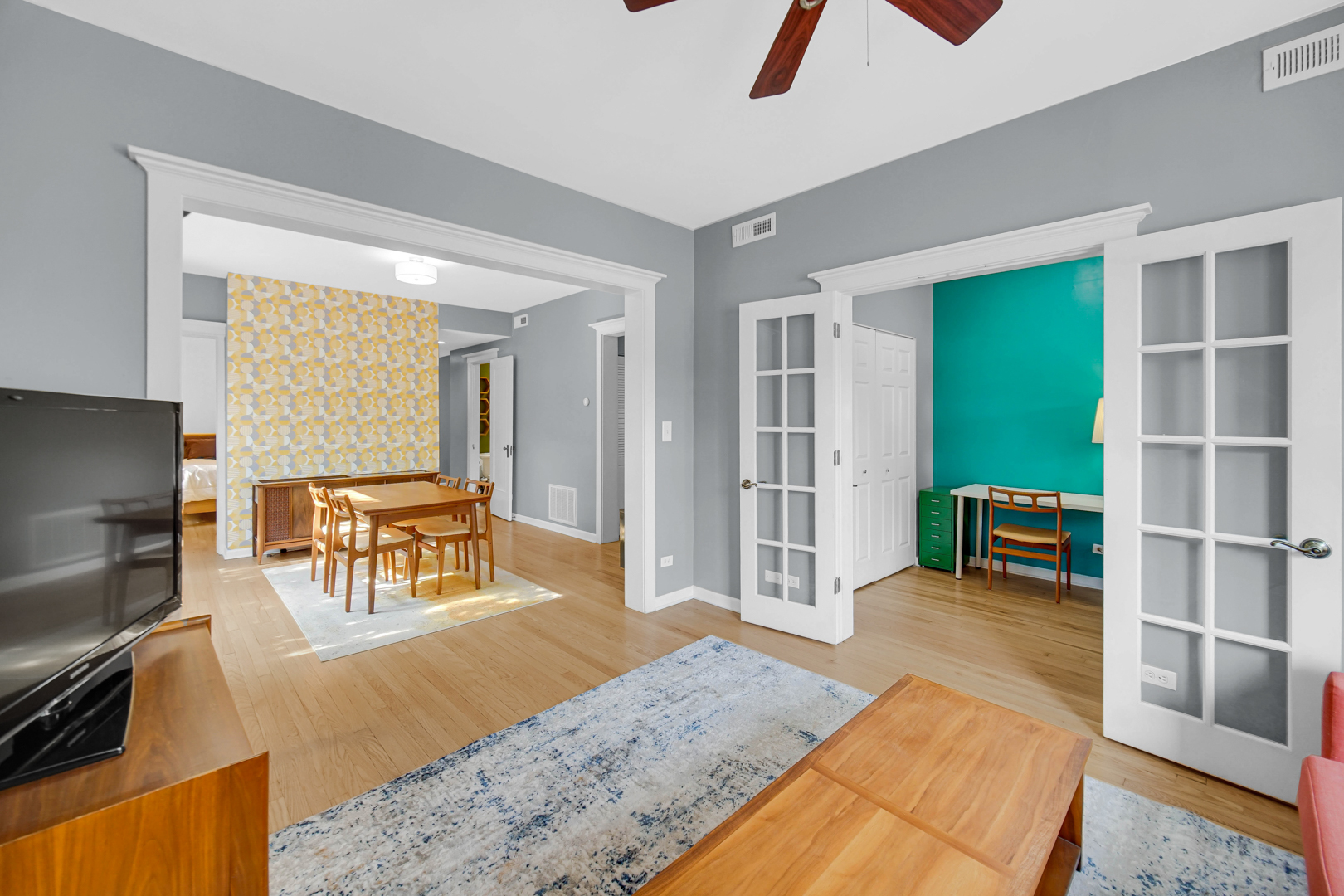 3001 W Logan Boulevard Unit: 1