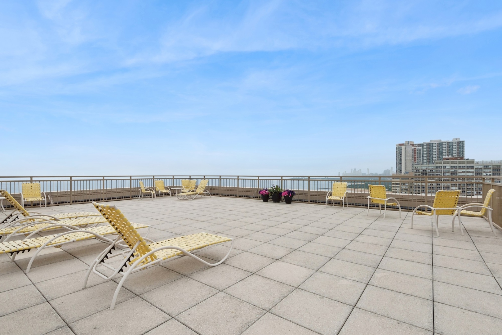 6301 N Sheridan Road Unit: 11G