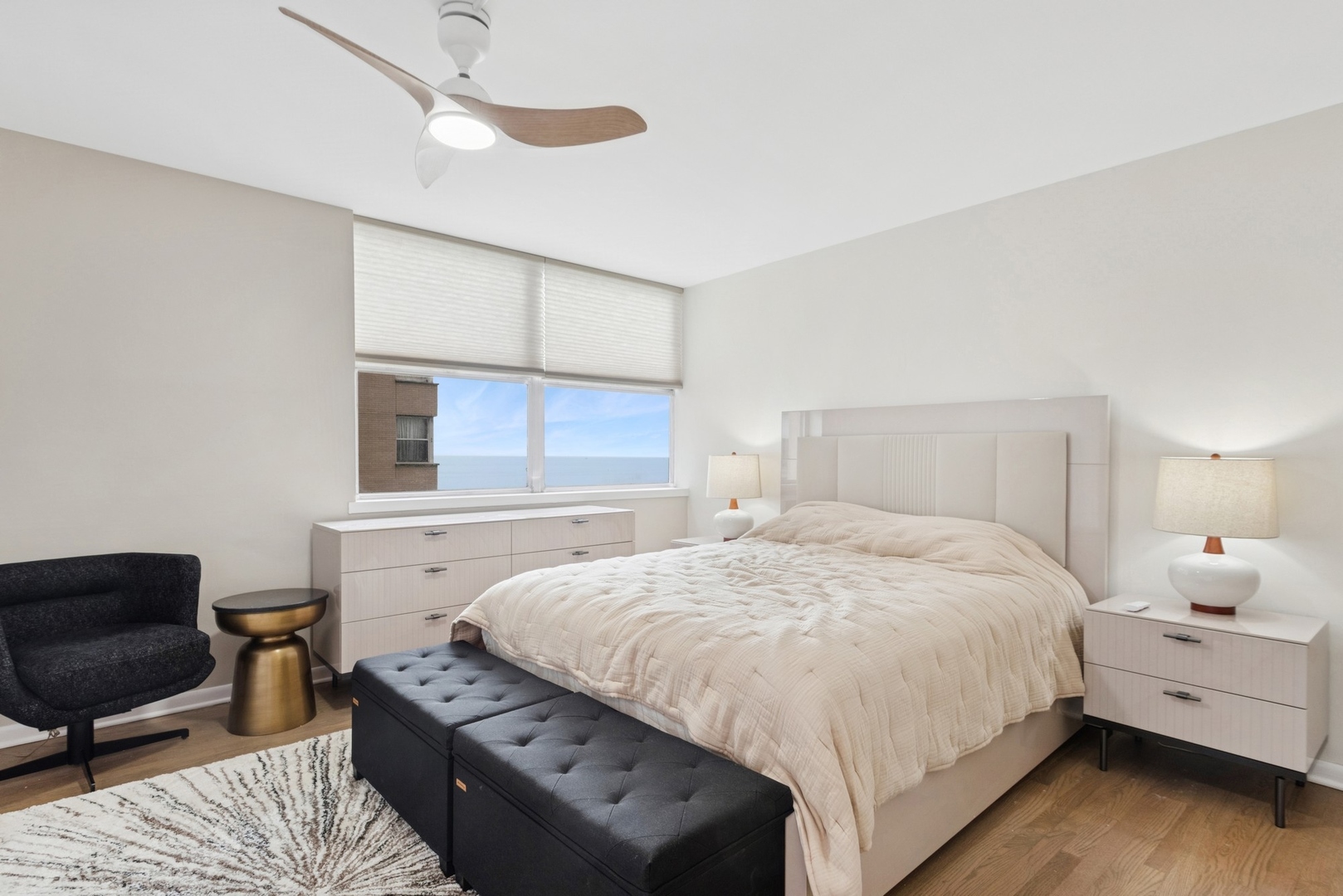 6301 N Sheridan Road Unit: 11G