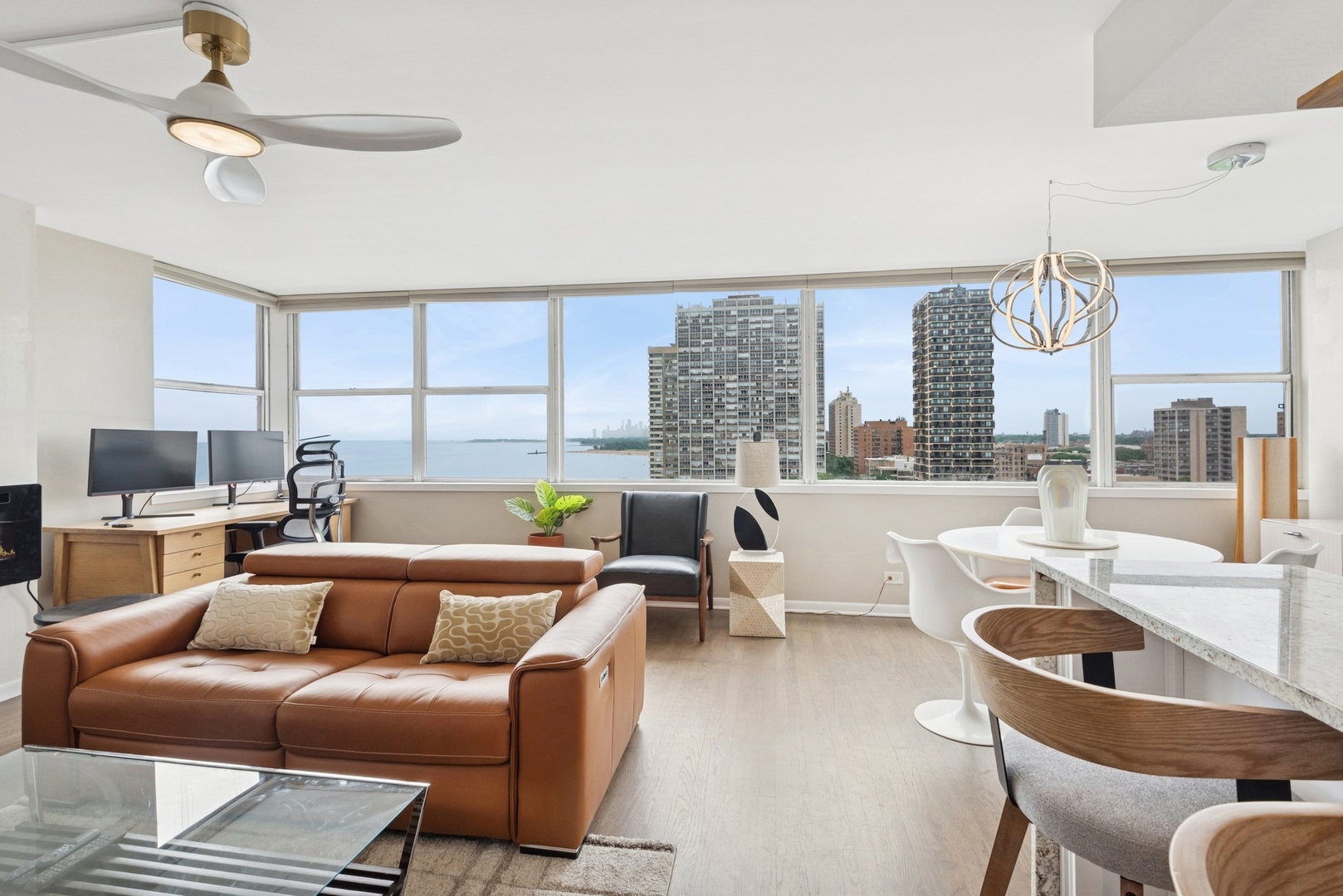 6301 N Sheridan Road Unit: 11G