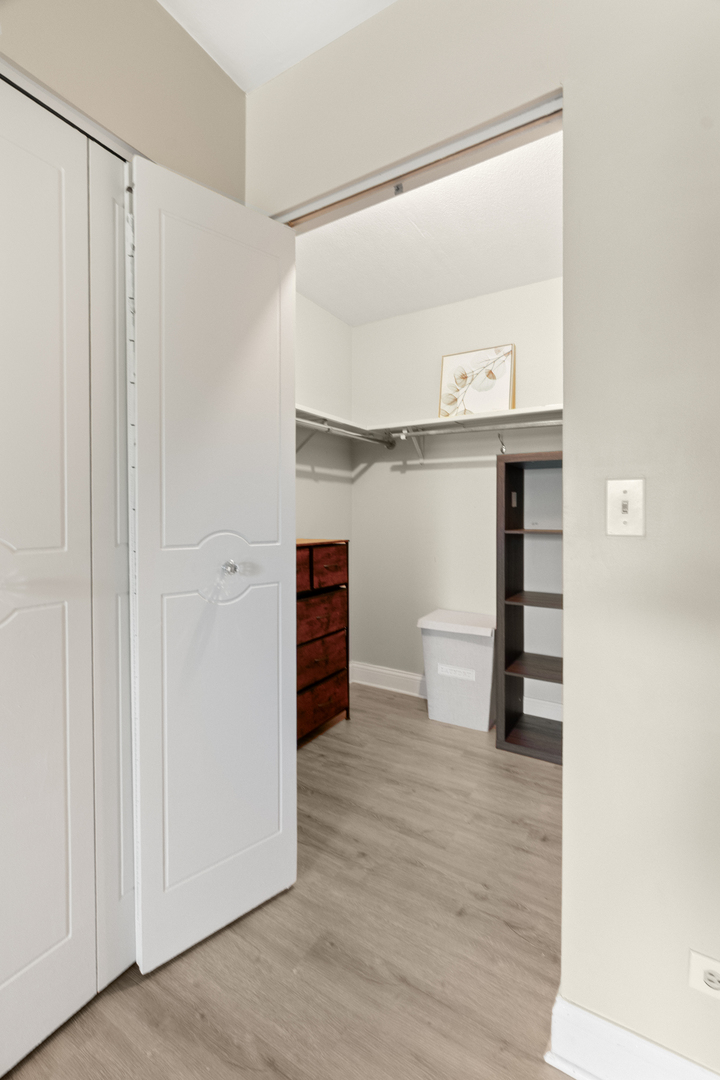 808 N RIVER Road Unit: 2A