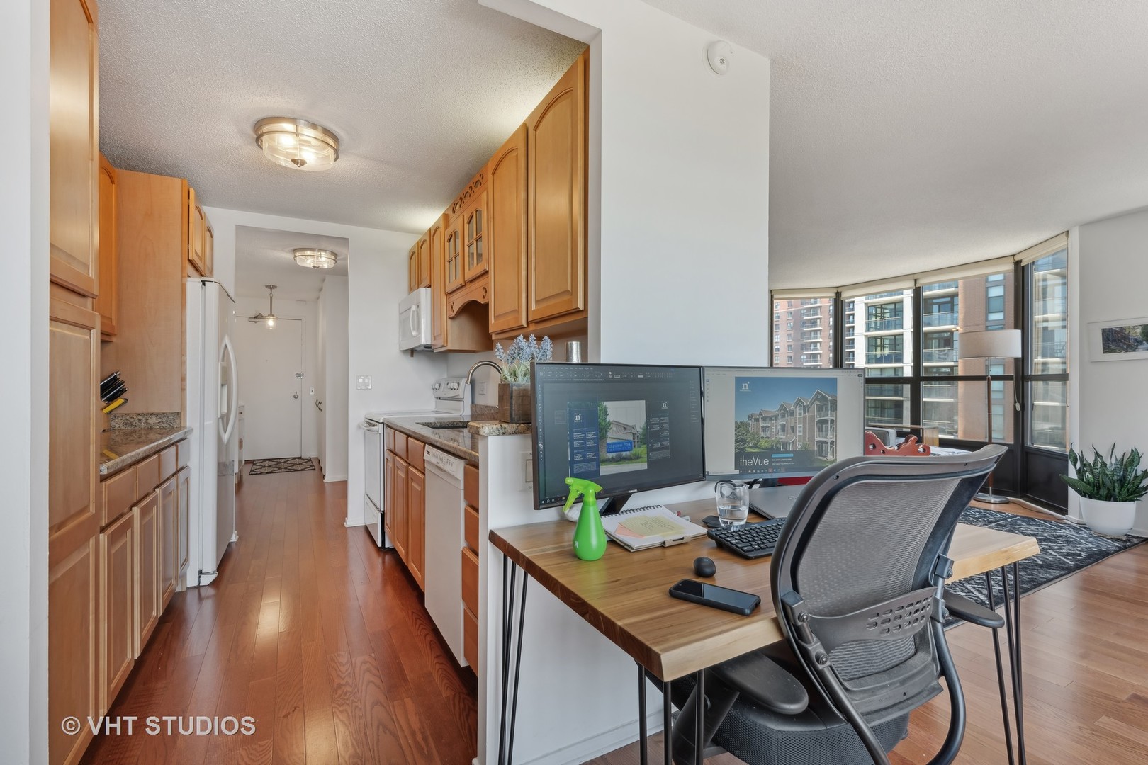 899 S PLYMOUTH Court Unit: 1408