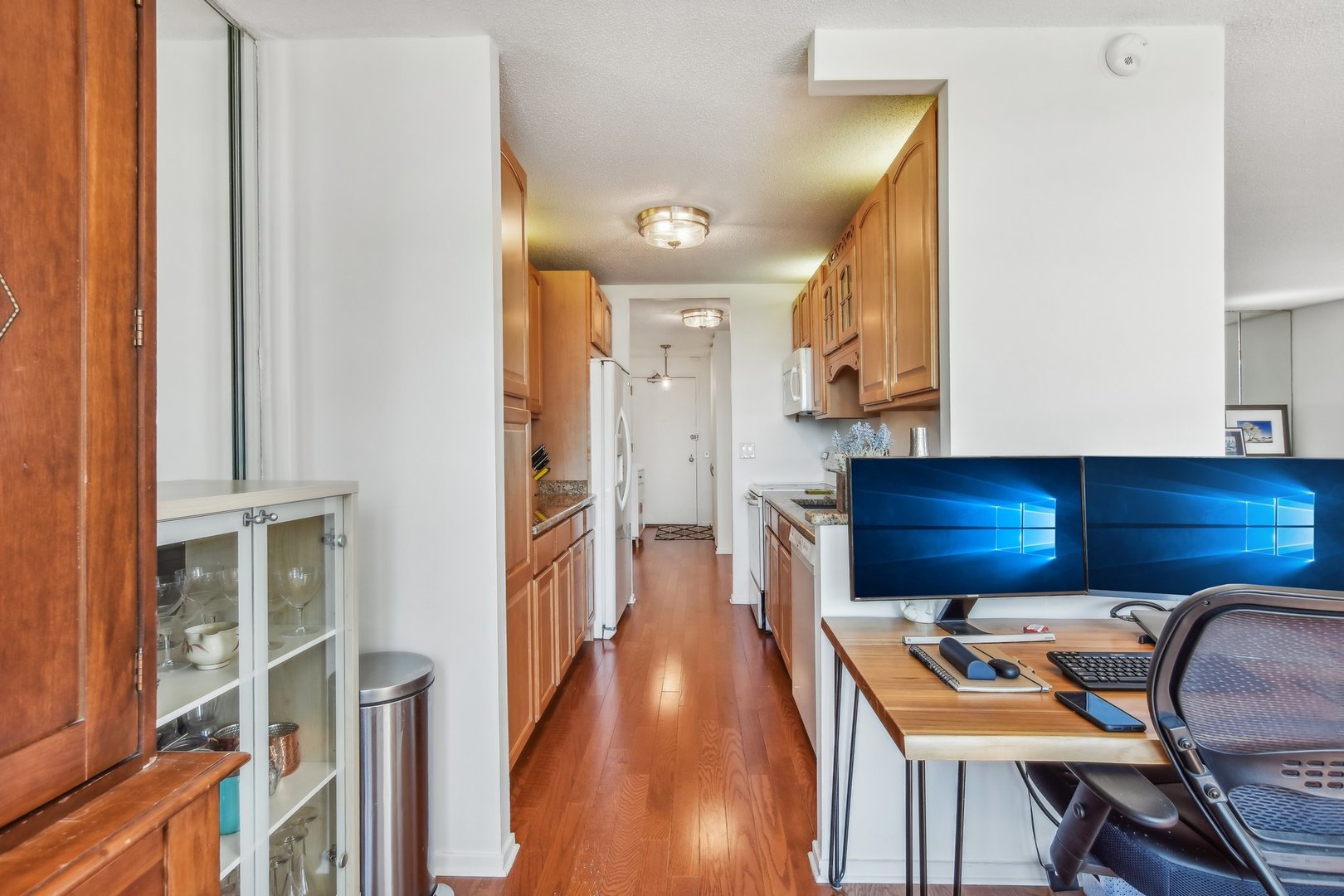 899 S PLYMOUTH Court Unit: 1408