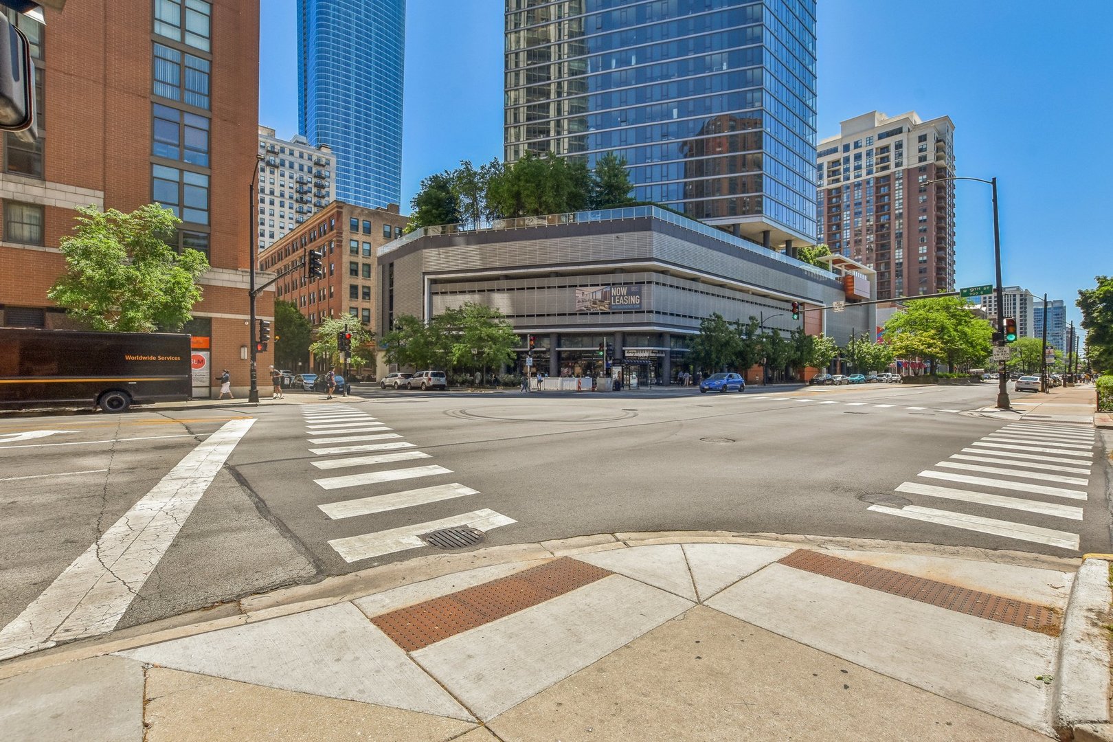 899 S PLYMOUTH Court Unit: 1408