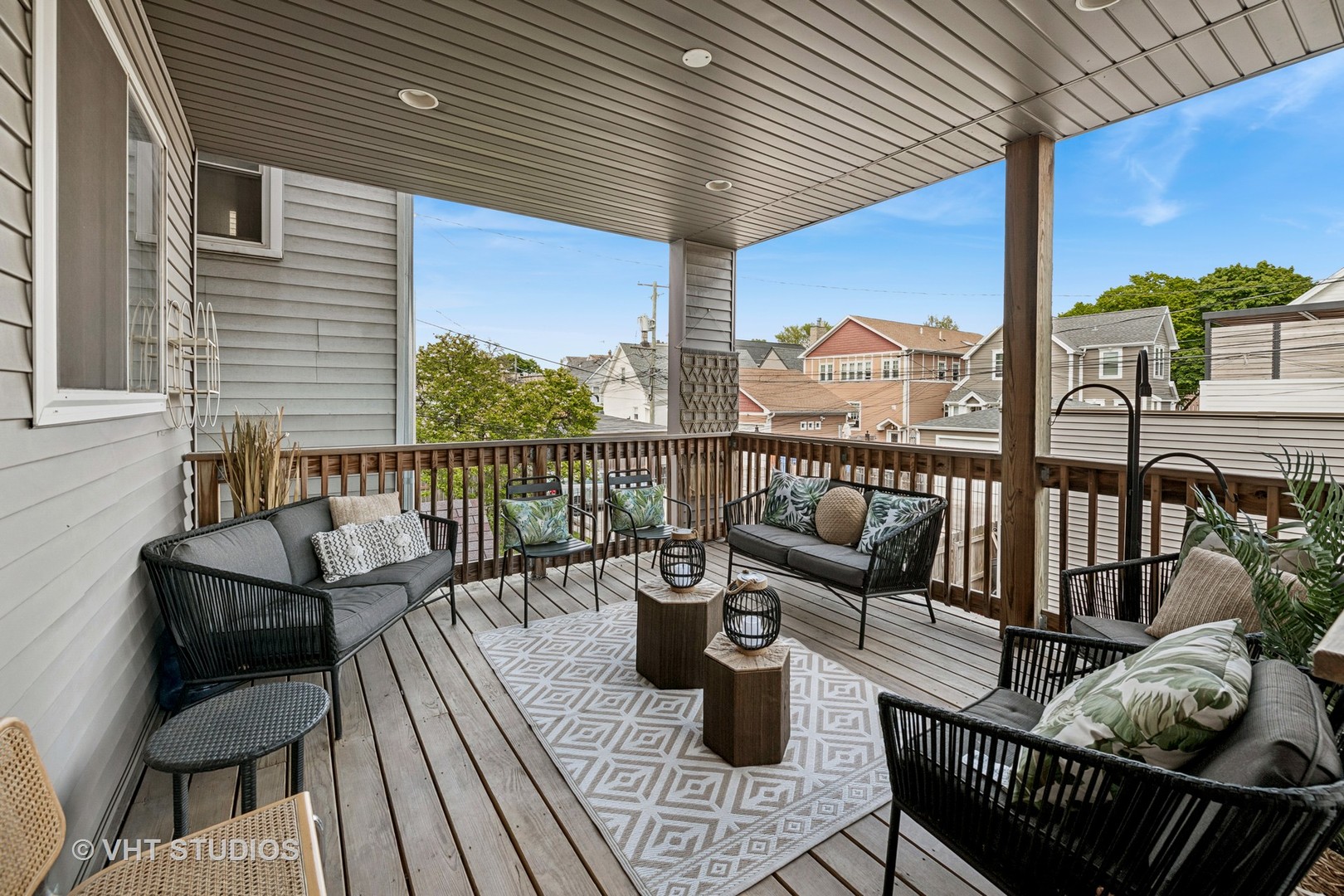 2503 N Maplewood Avenue