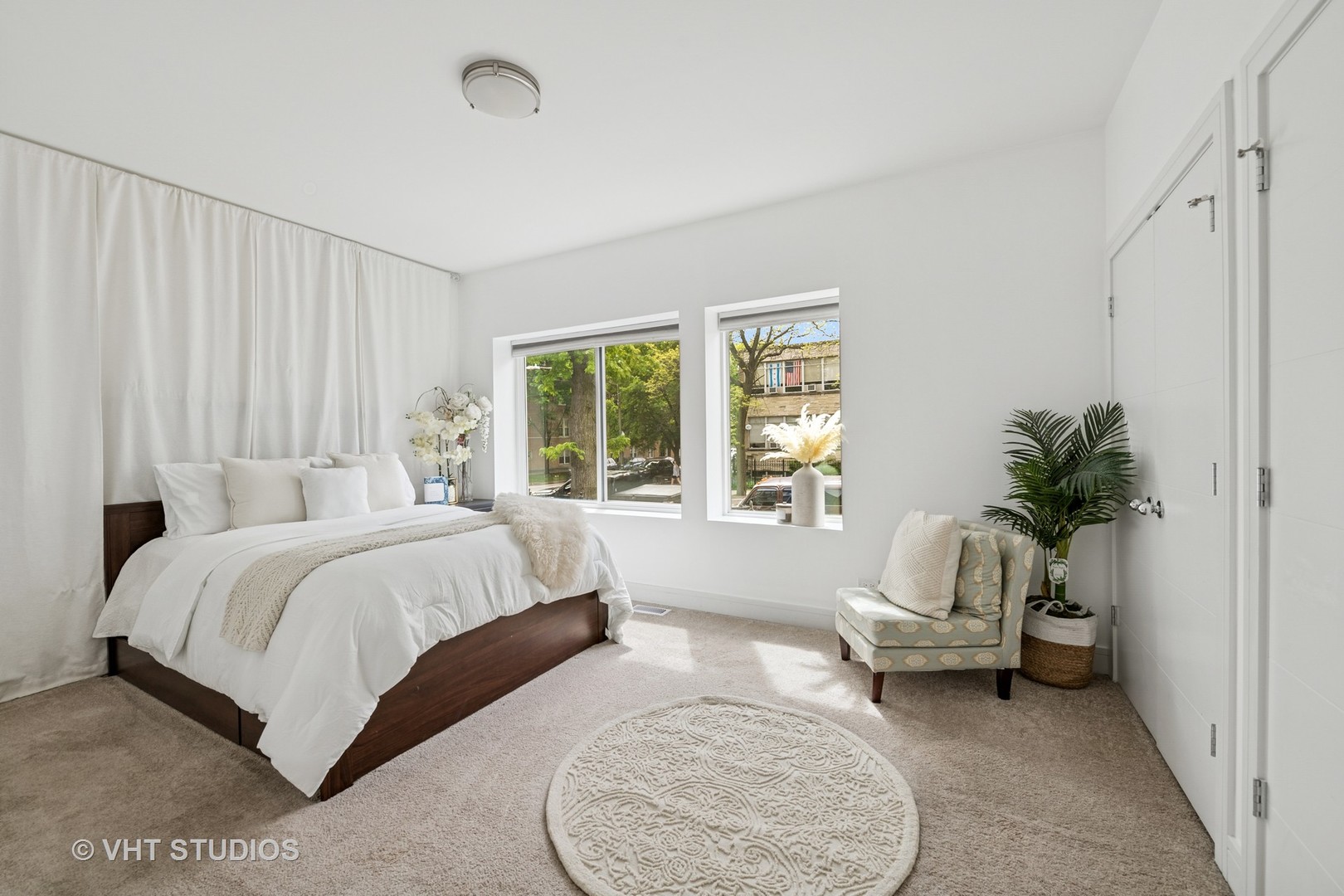 2503 N Maplewood Avenue