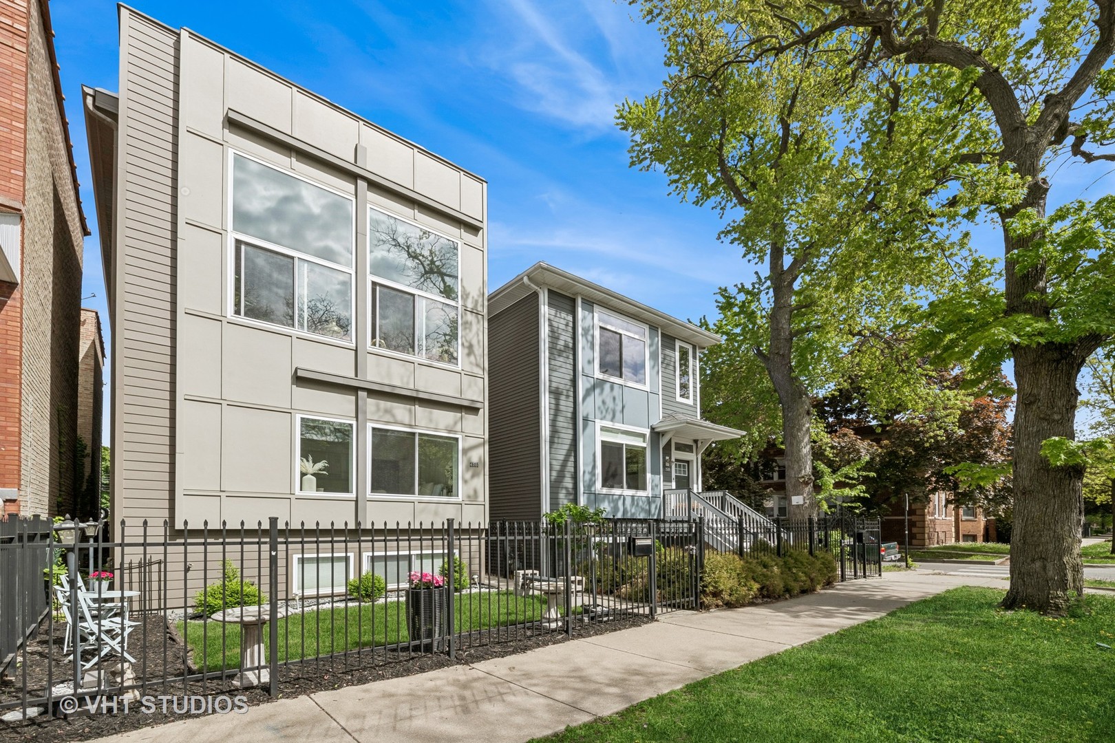 2503 N Maplewood Avenue