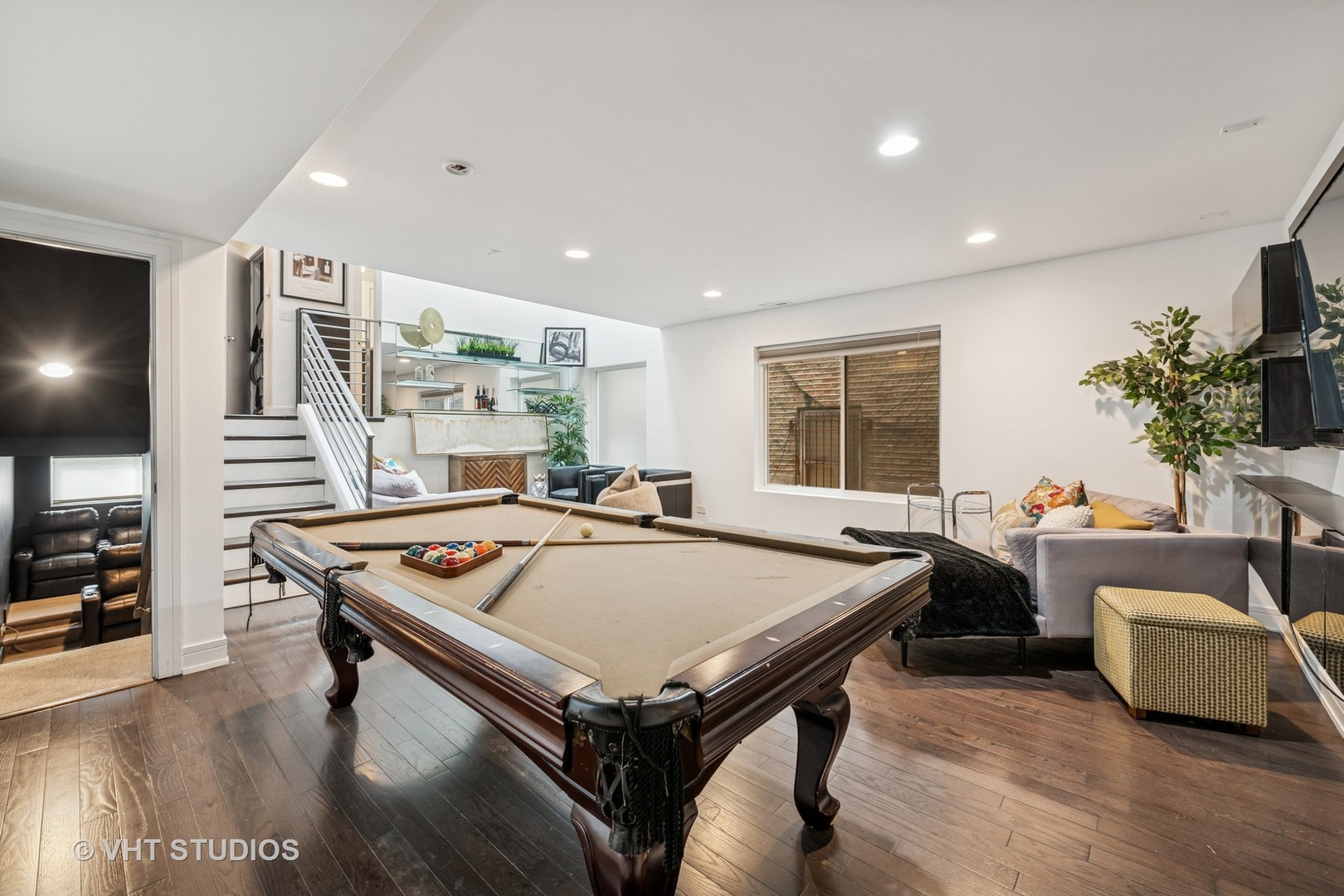 2503 N Maplewood Avenue