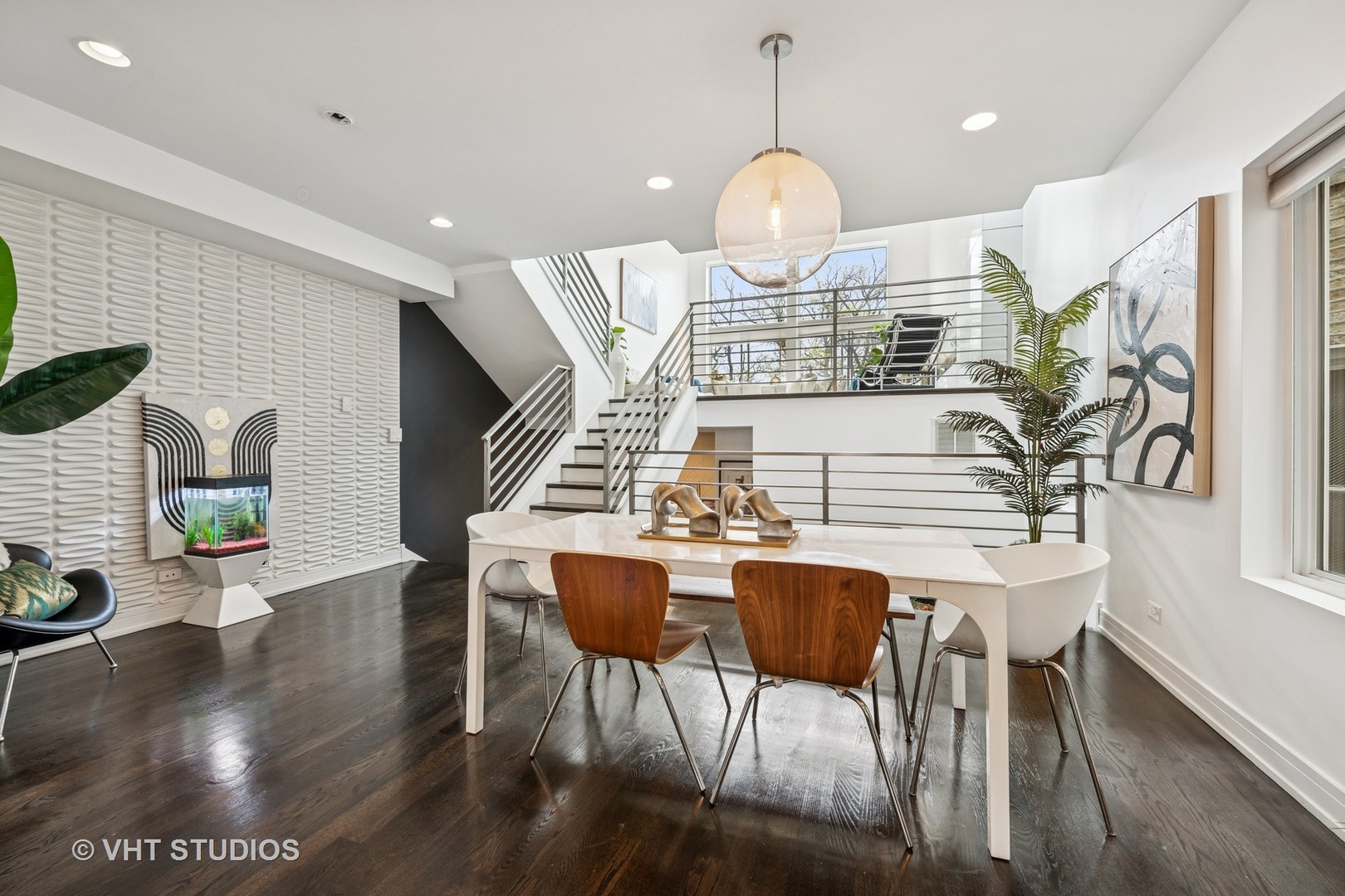 2503 N Maplewood Avenue