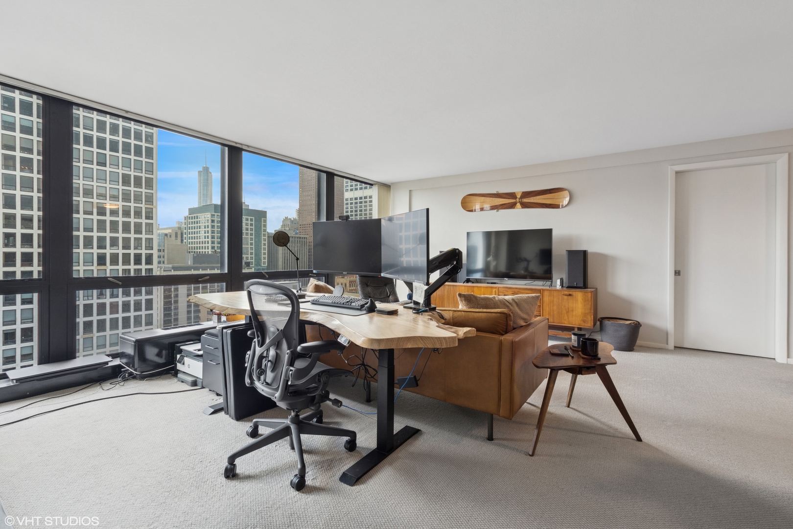 900 N Lake Shore Drive Unit: 2906