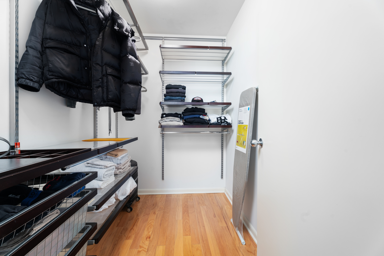 225 S Sangamon Street Unit: 802