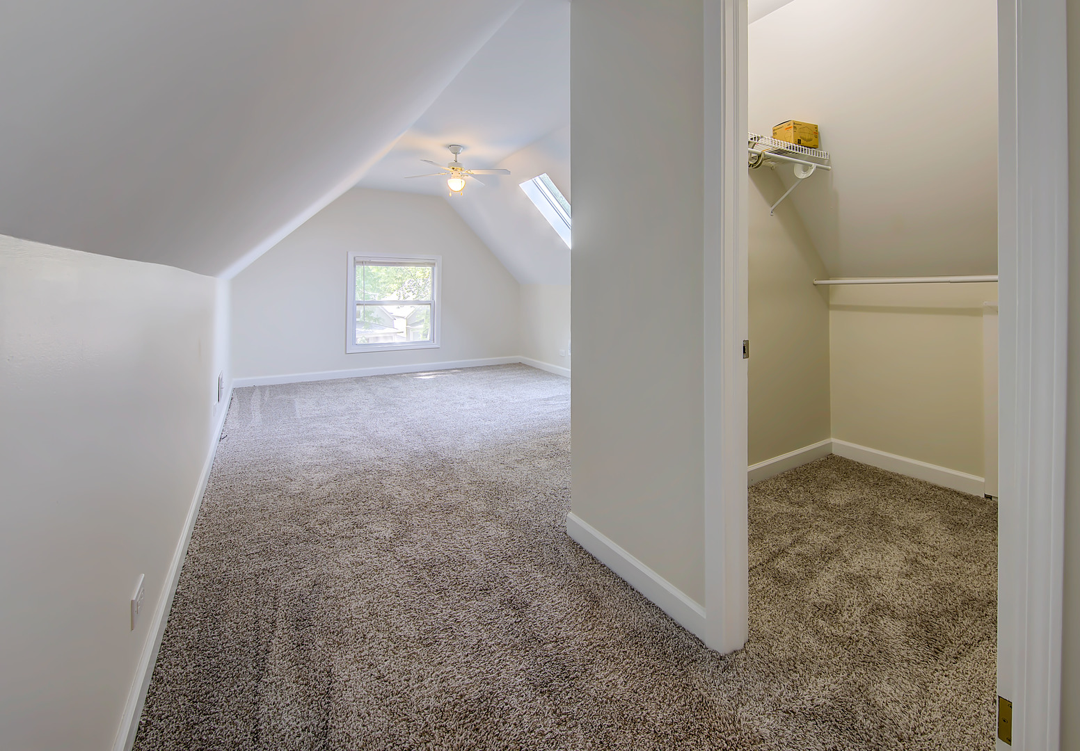 2428 W Carmen Avenue Unit: 2