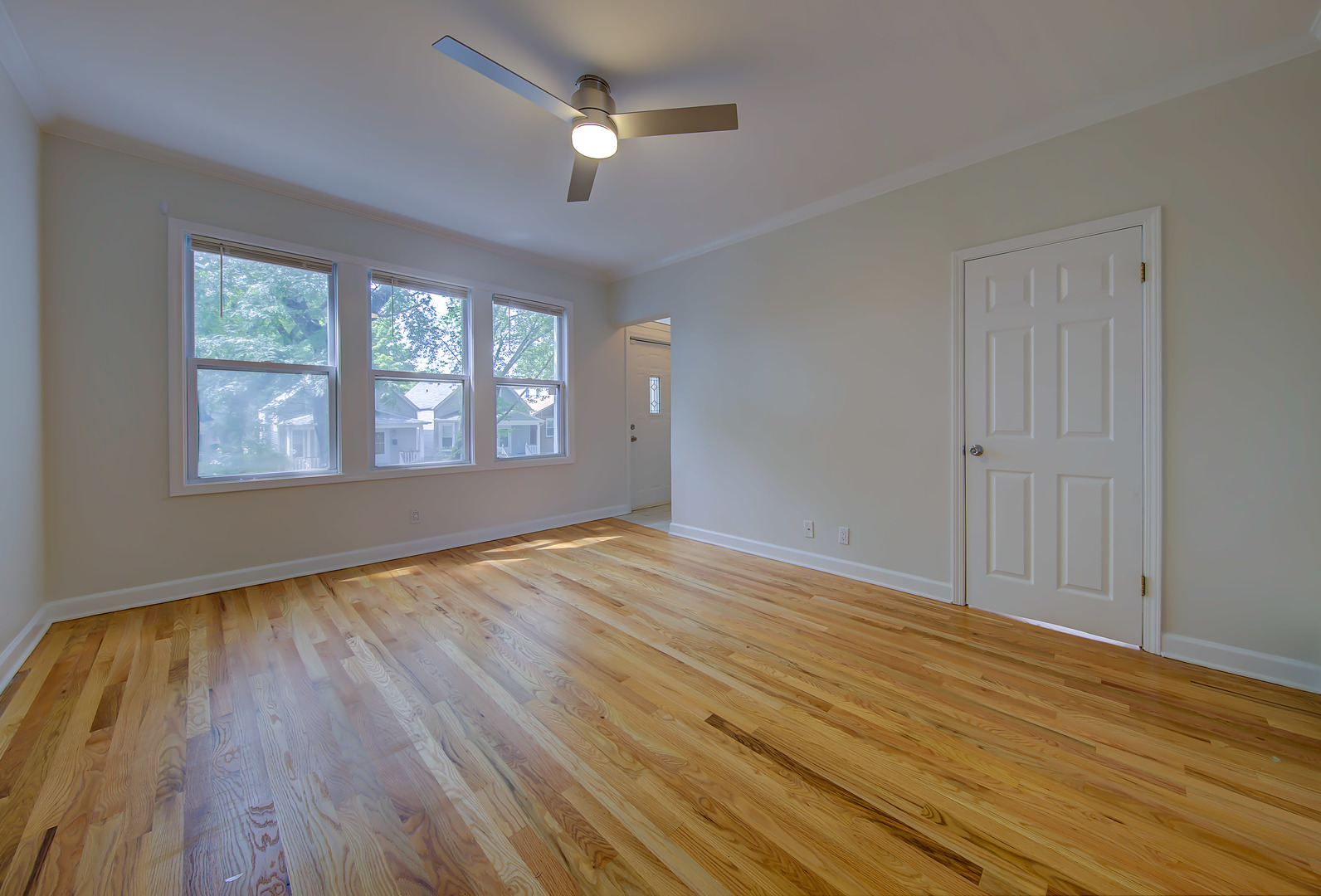 2428 W Carmen Avenue Unit: 2