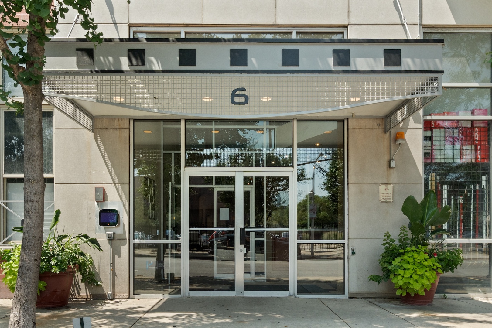 6 S Laflin Street Unit: 910