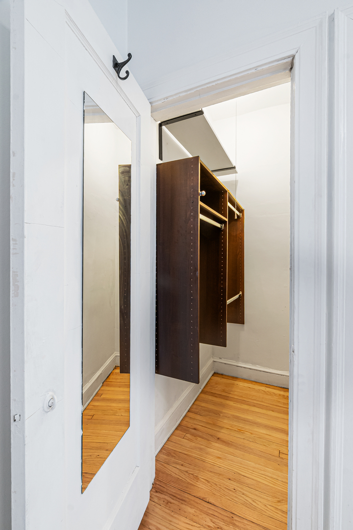 3520 N Lake Shore Drive Unit: 4P
