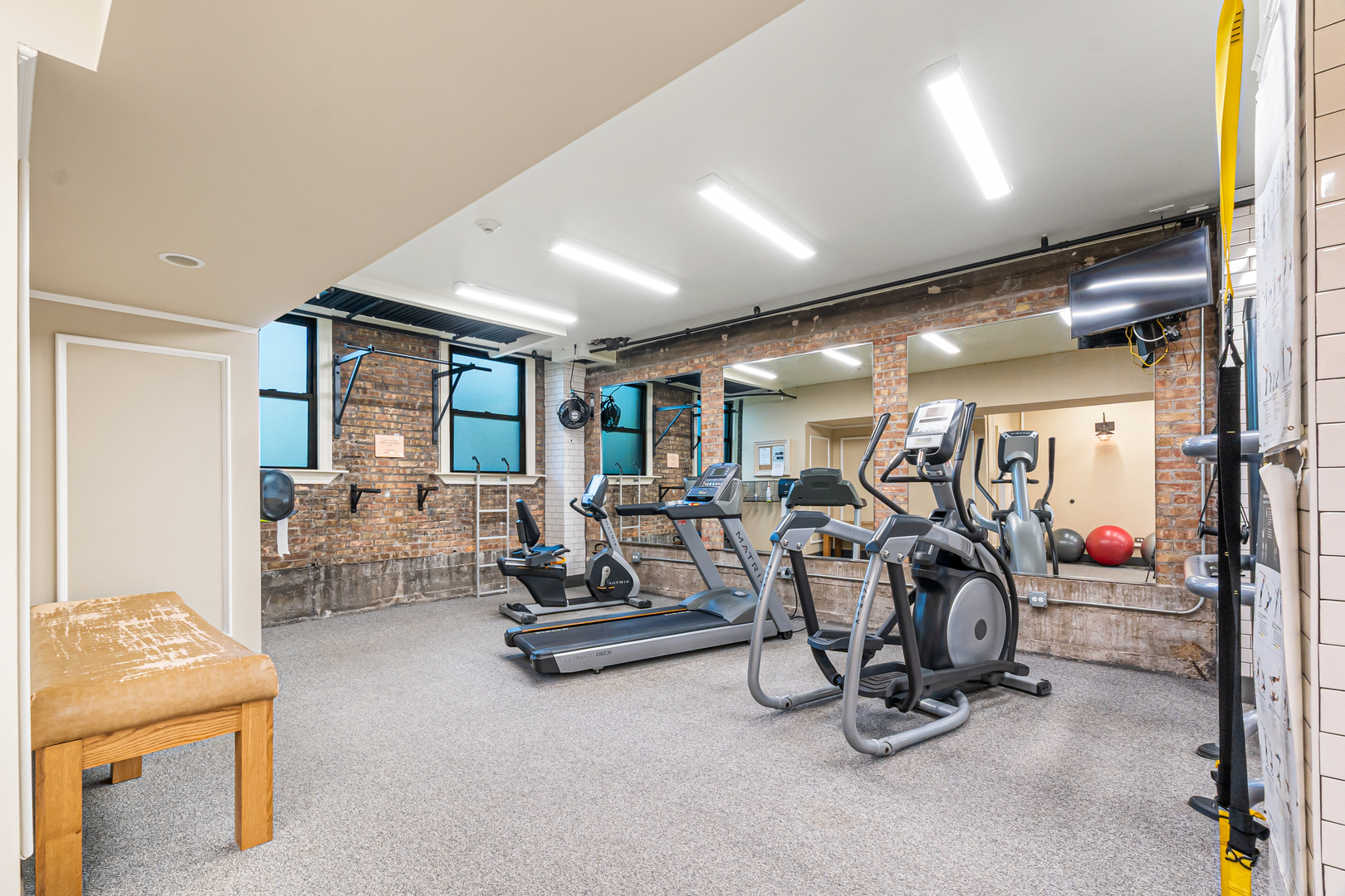 3520 N Lake Shore Drive Unit: 4P
