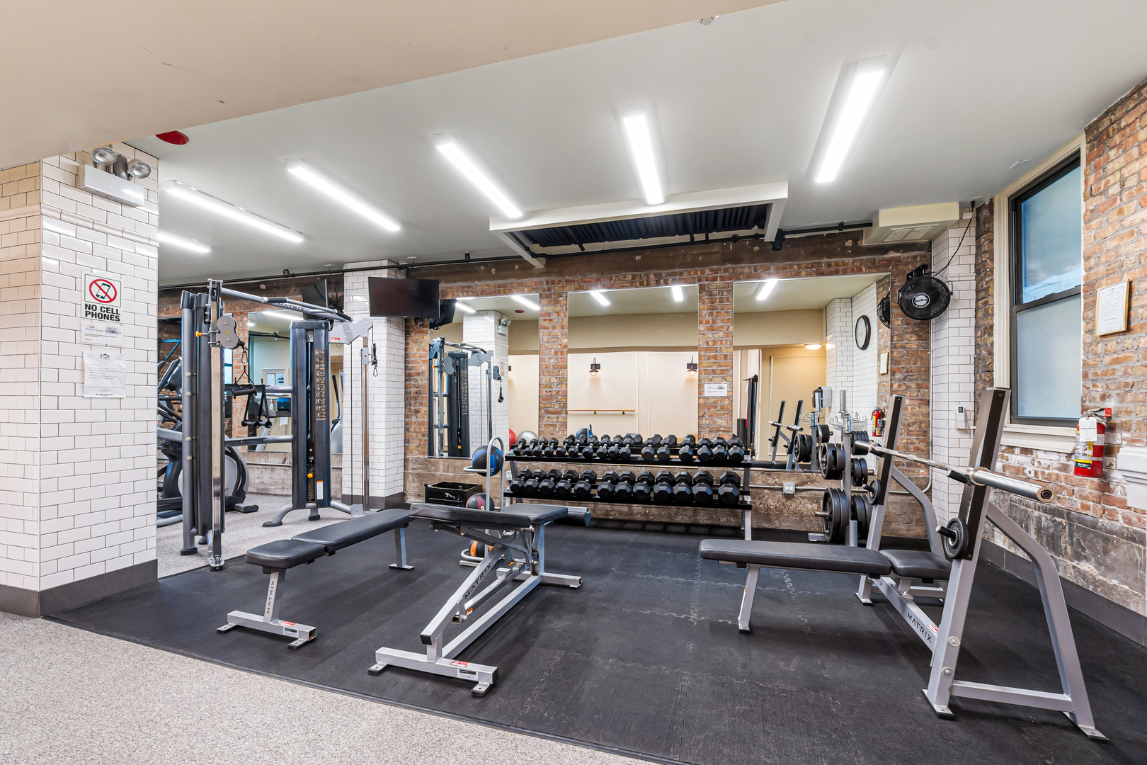 3520 N Lake Shore Drive Unit: 4P