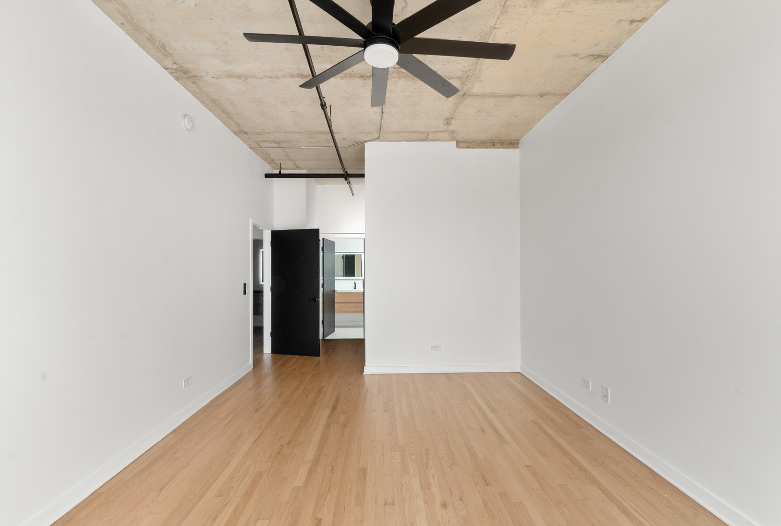 6 S Laflin Street Unit: 910