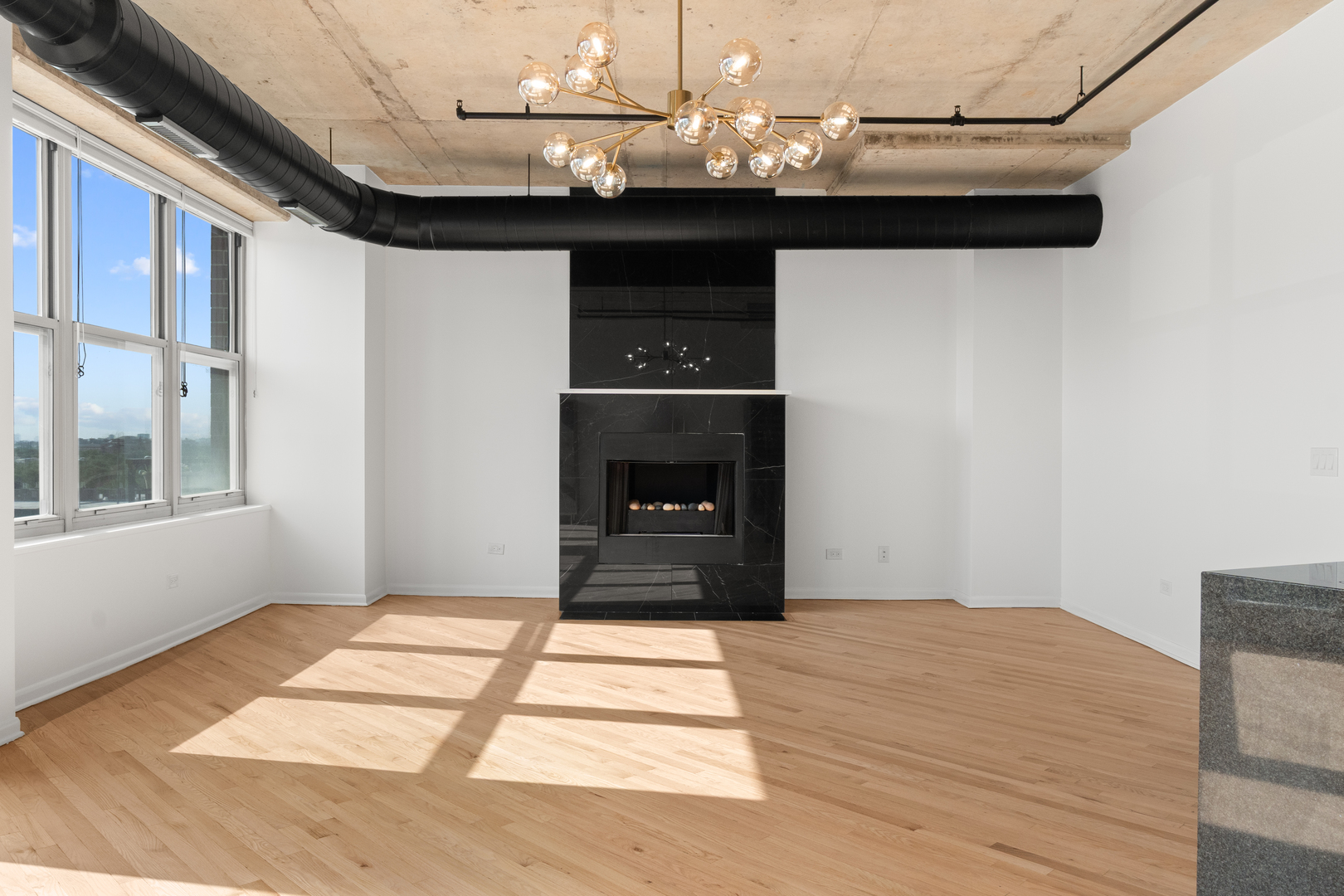 6 S Laflin Street Unit: 910