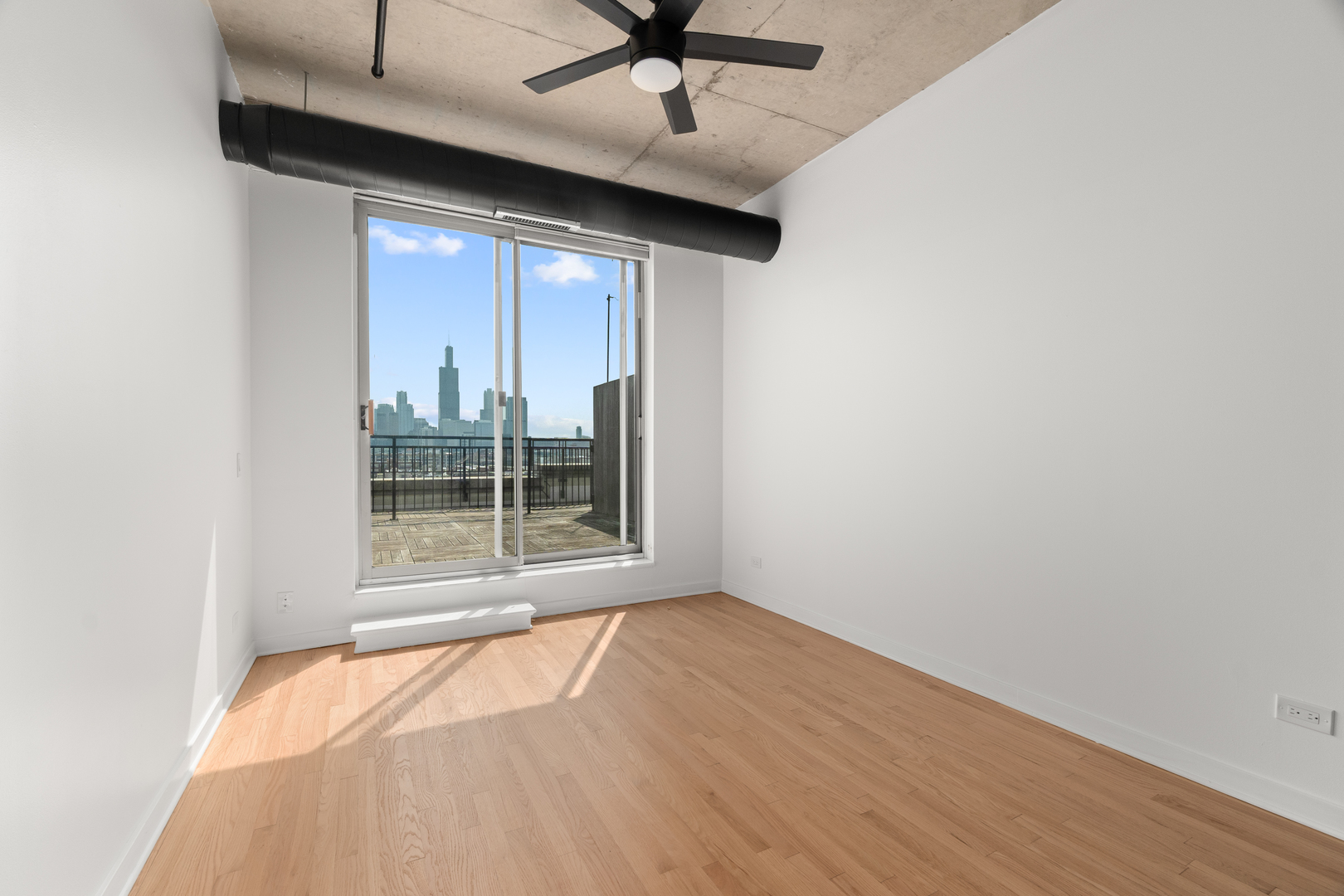 6 S Laflin Street Unit: 910