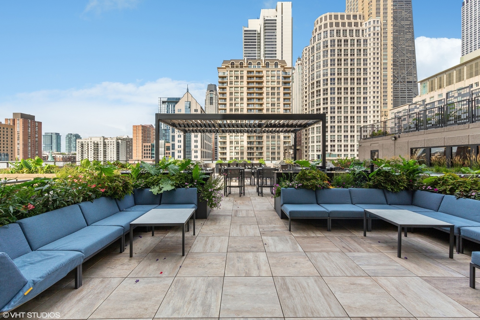 30 E HURON Street Unit: 2108