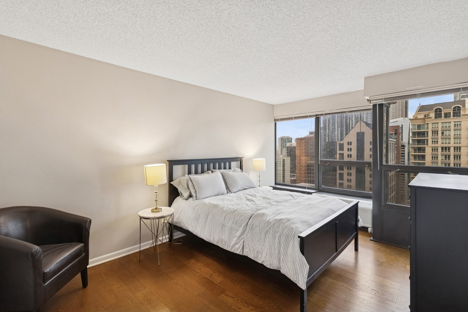 30 E HURON Street Unit: 2108