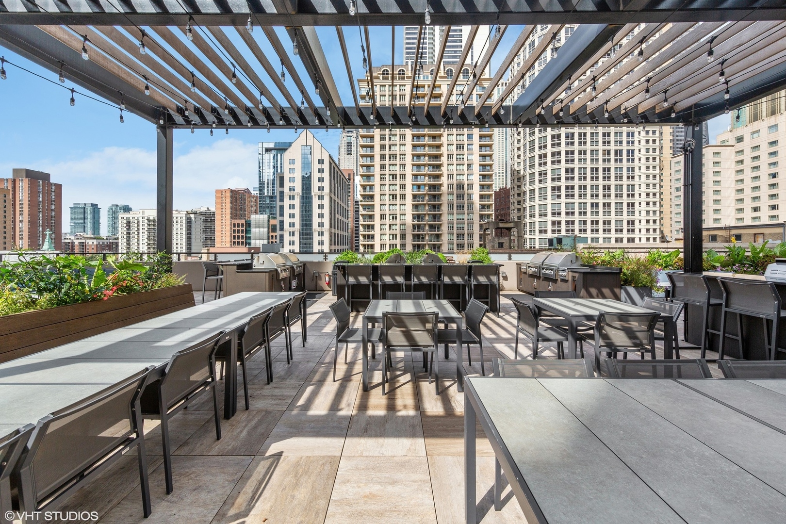 30 E HURON Street Unit: 2108