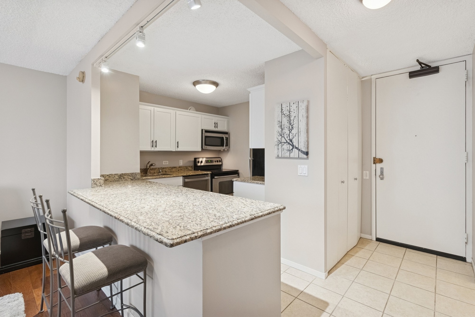 30 E HURON Street Unit: 2108