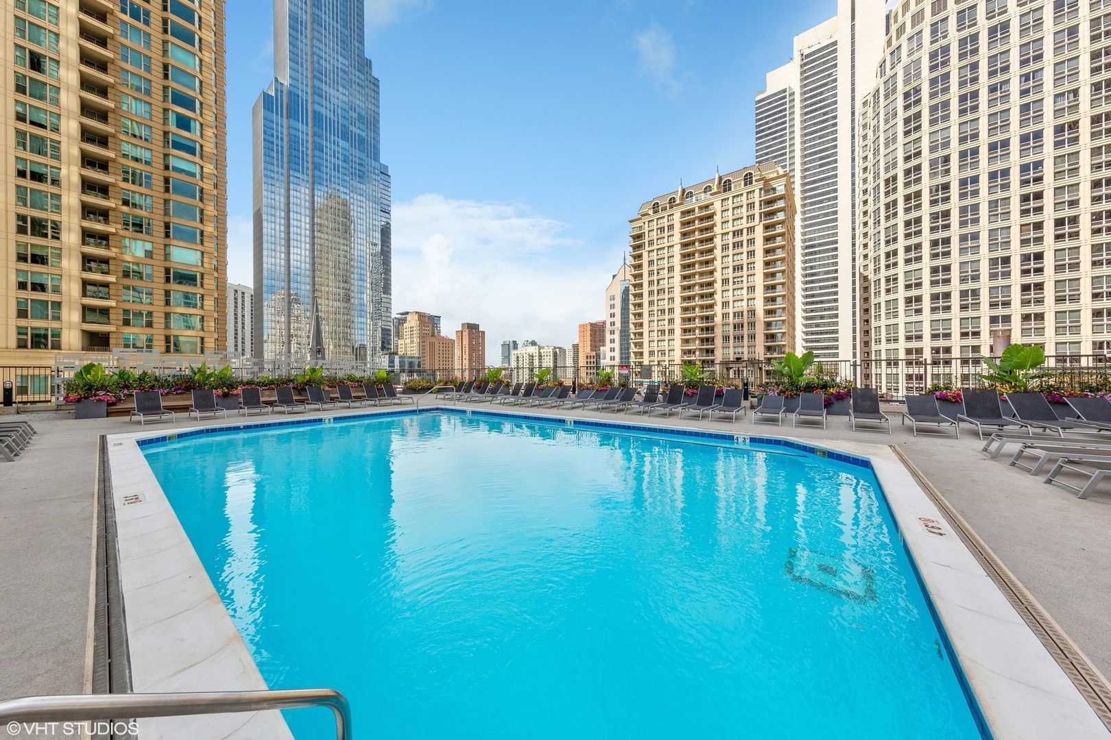 30 E HURON Street Unit: 2108