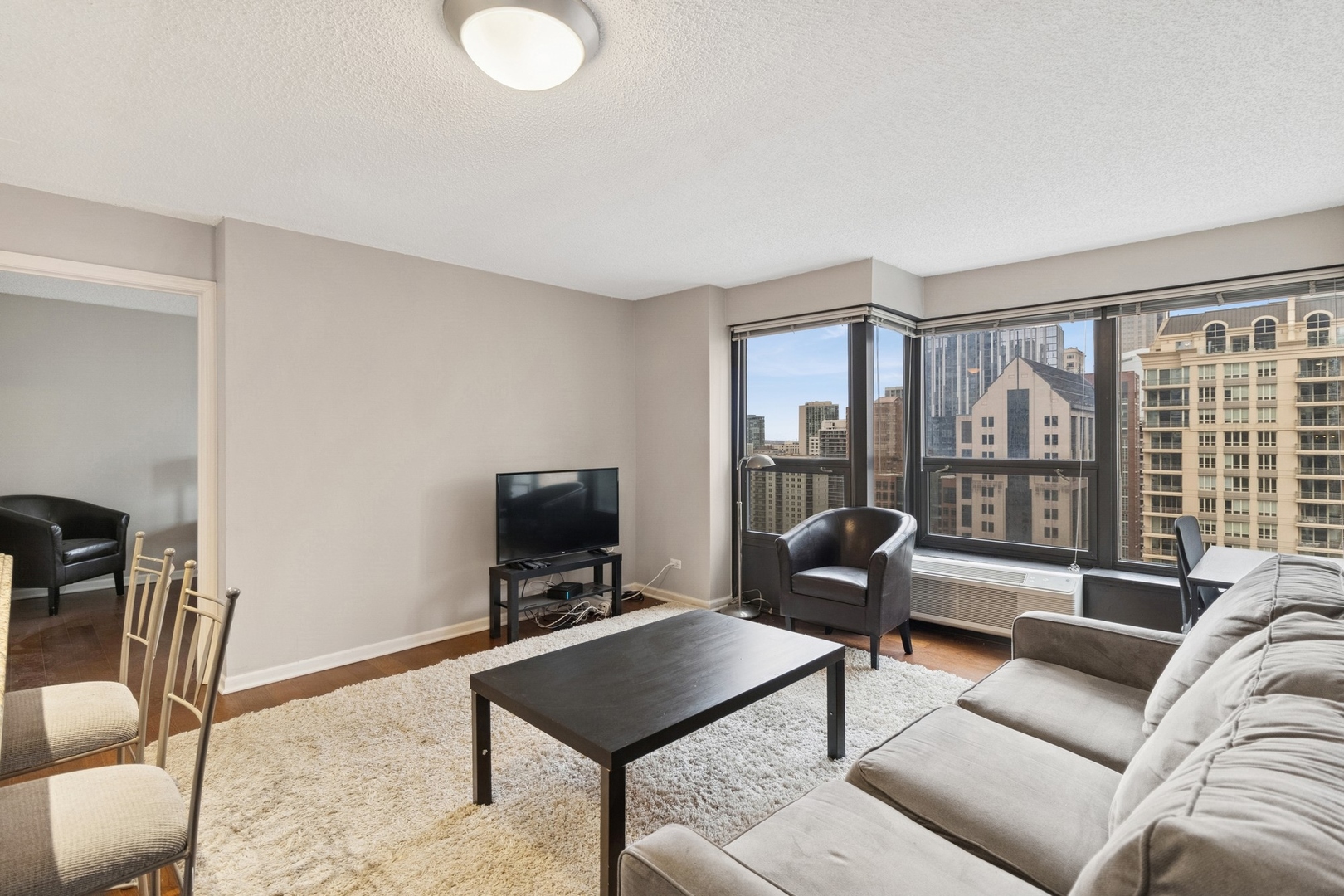 30 E HURON Street Unit: 2108