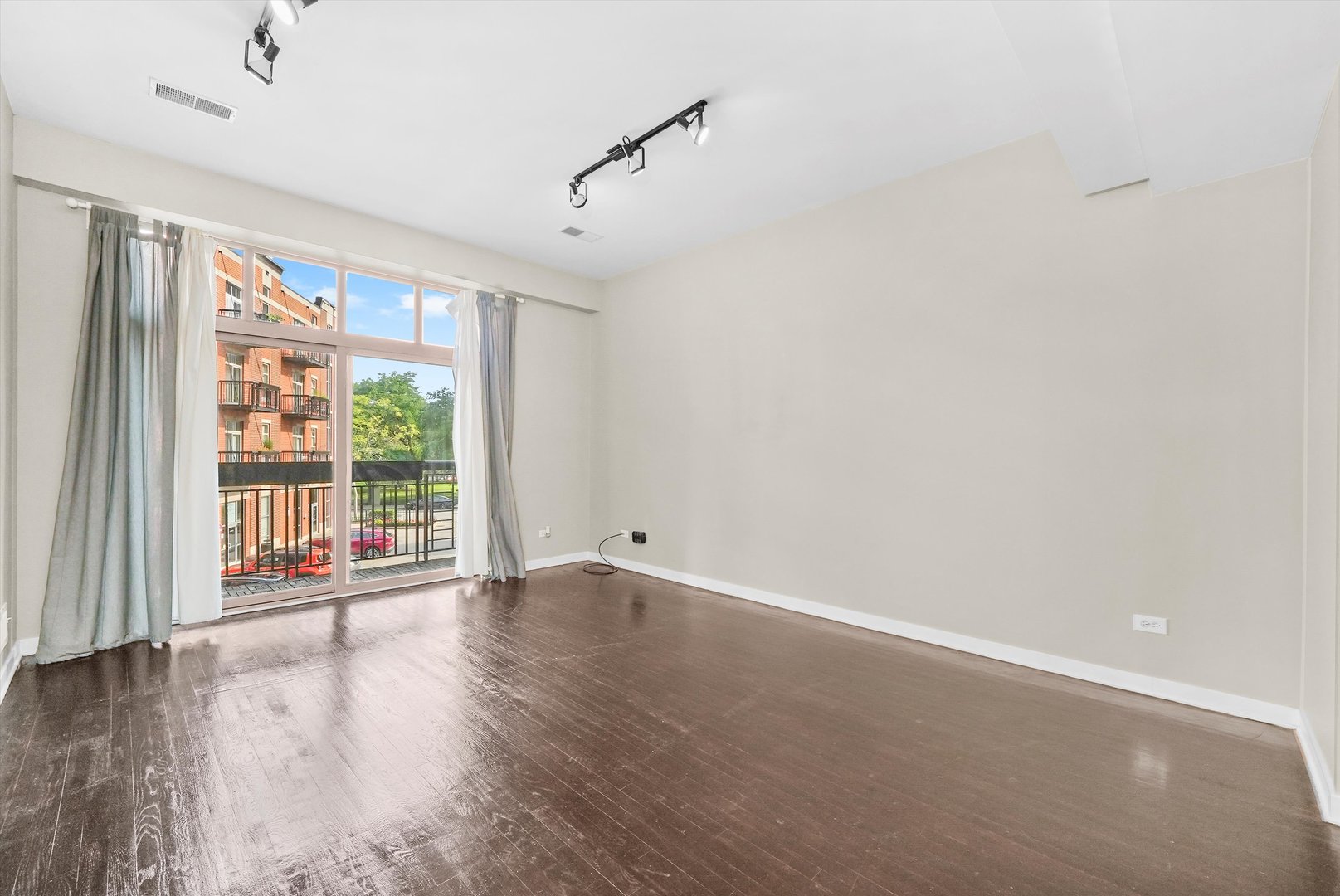 1910 S State Street Unit: 227