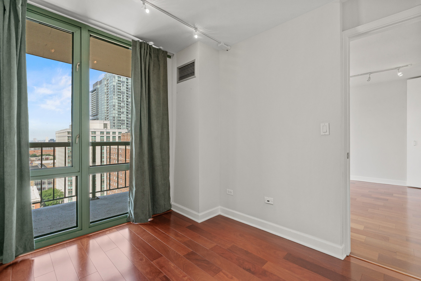 111 W Maple Street Unit: 1409