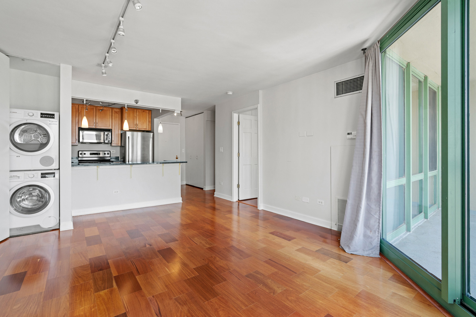 111 W Maple Street Unit: 1409