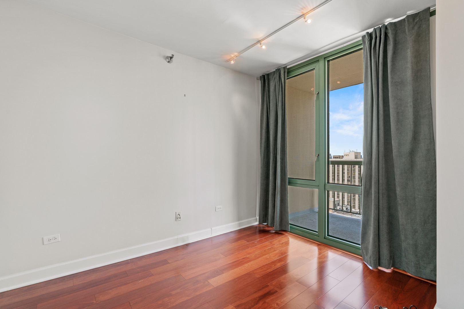 111 W Maple Street Unit: 1409