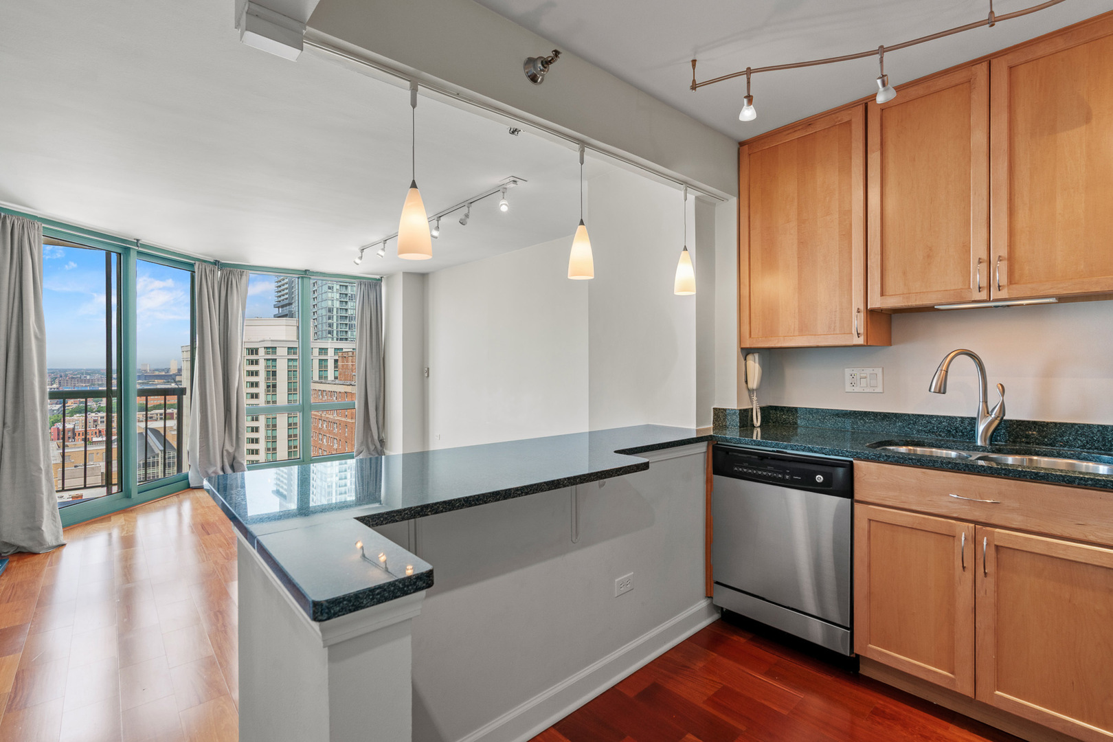 111 W Maple Street Unit: 1409